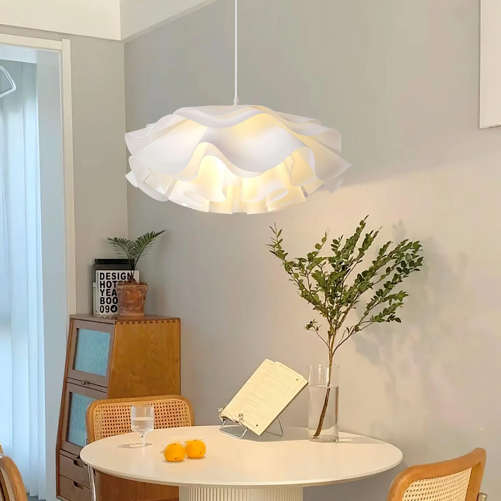 Flower Shaped White Pendant Lamp - Image 19