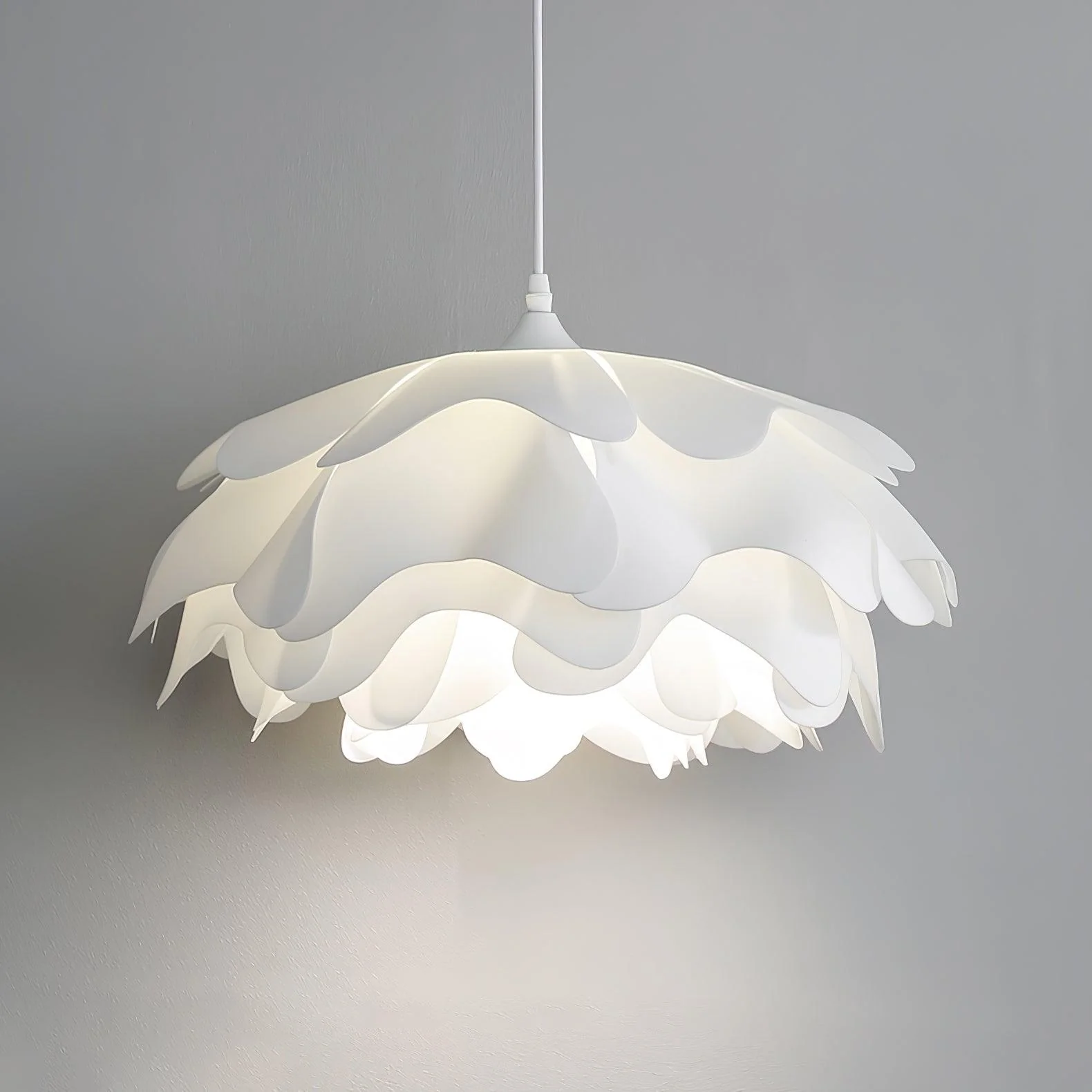 Flower Shaped White Pendant Lamp - Image 21