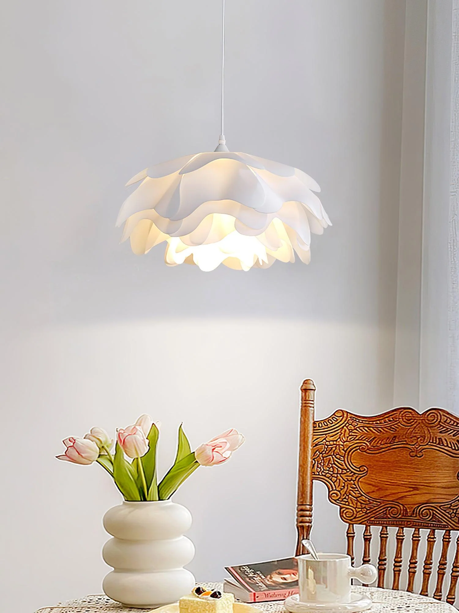 Flower Shaped White Pendant Lamp - Image 6