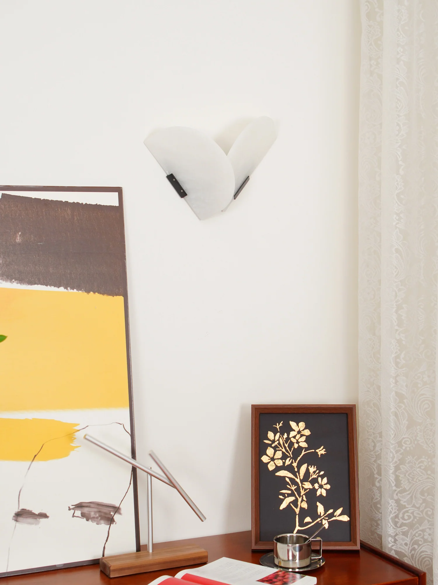 Fly Gaby Alabaster Wall Lamp - Image 12