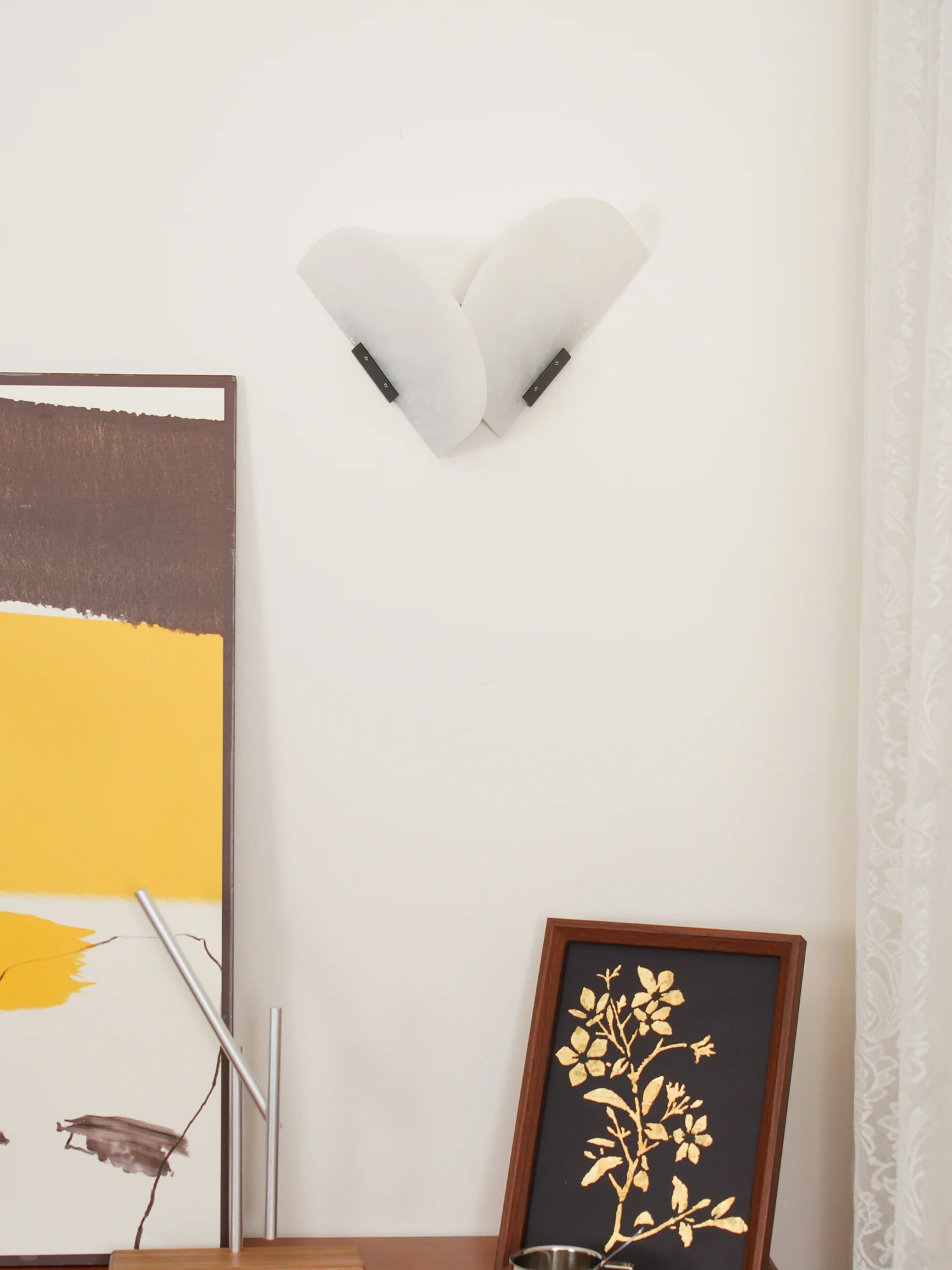 Fly Gaby Alabaster Wall Lamp - Image 13