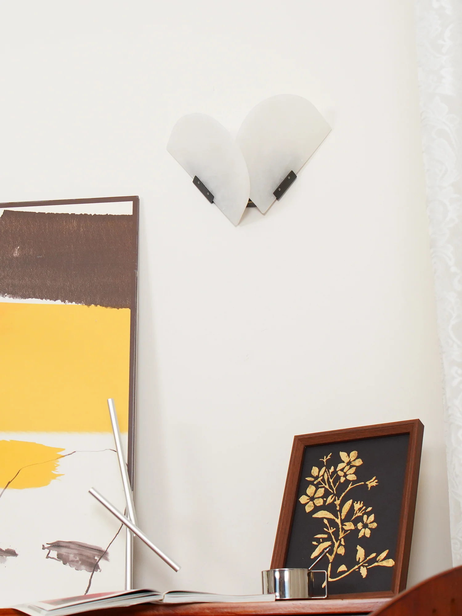 Fly Gaby Alabaster Wall Lamp - Image 17