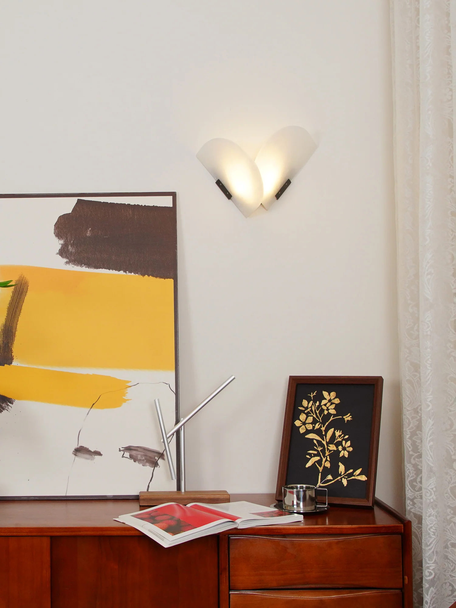 Fly Gaby Alabaster Wall Lamp - Image 7