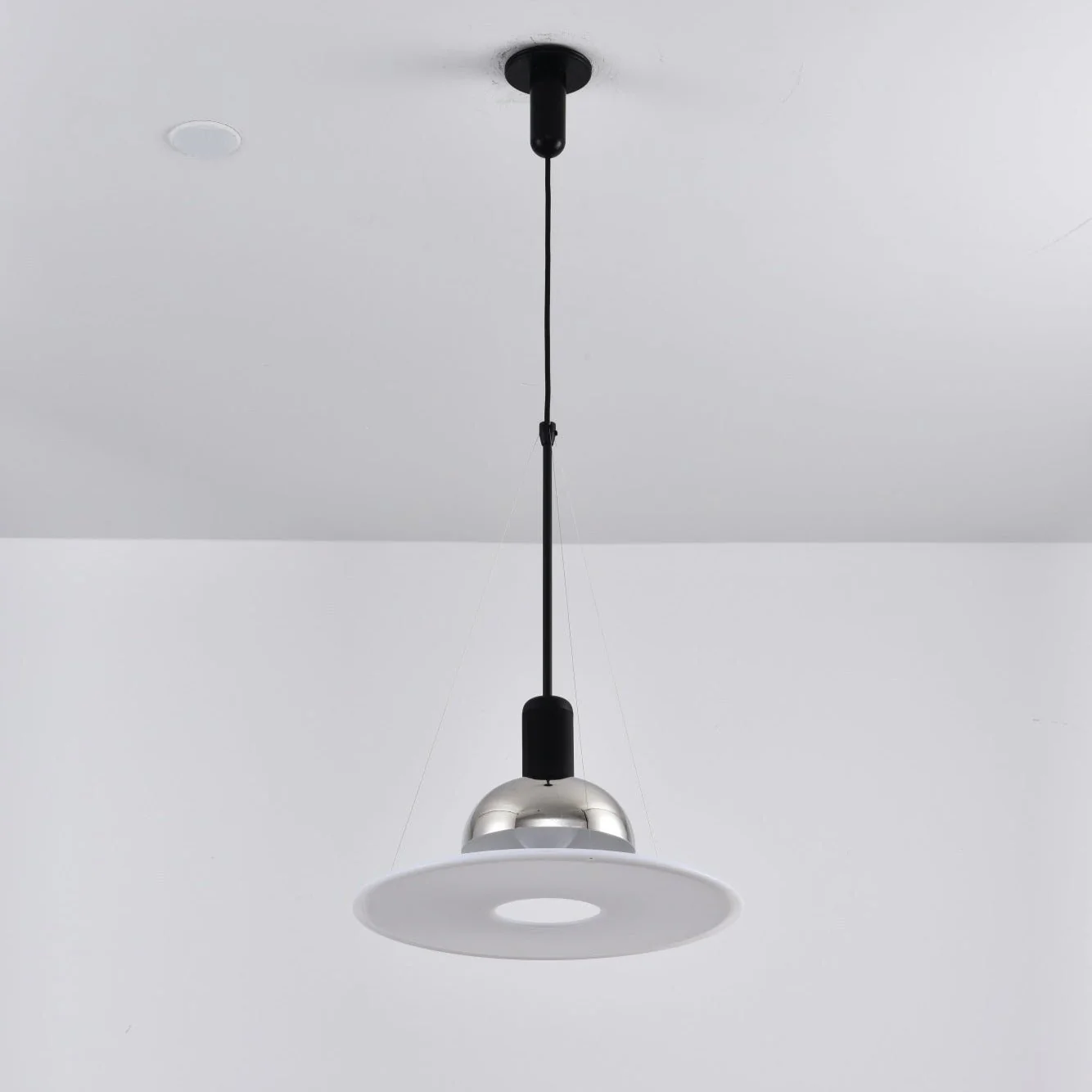 Flying Saucer Pendant Light - Image 36