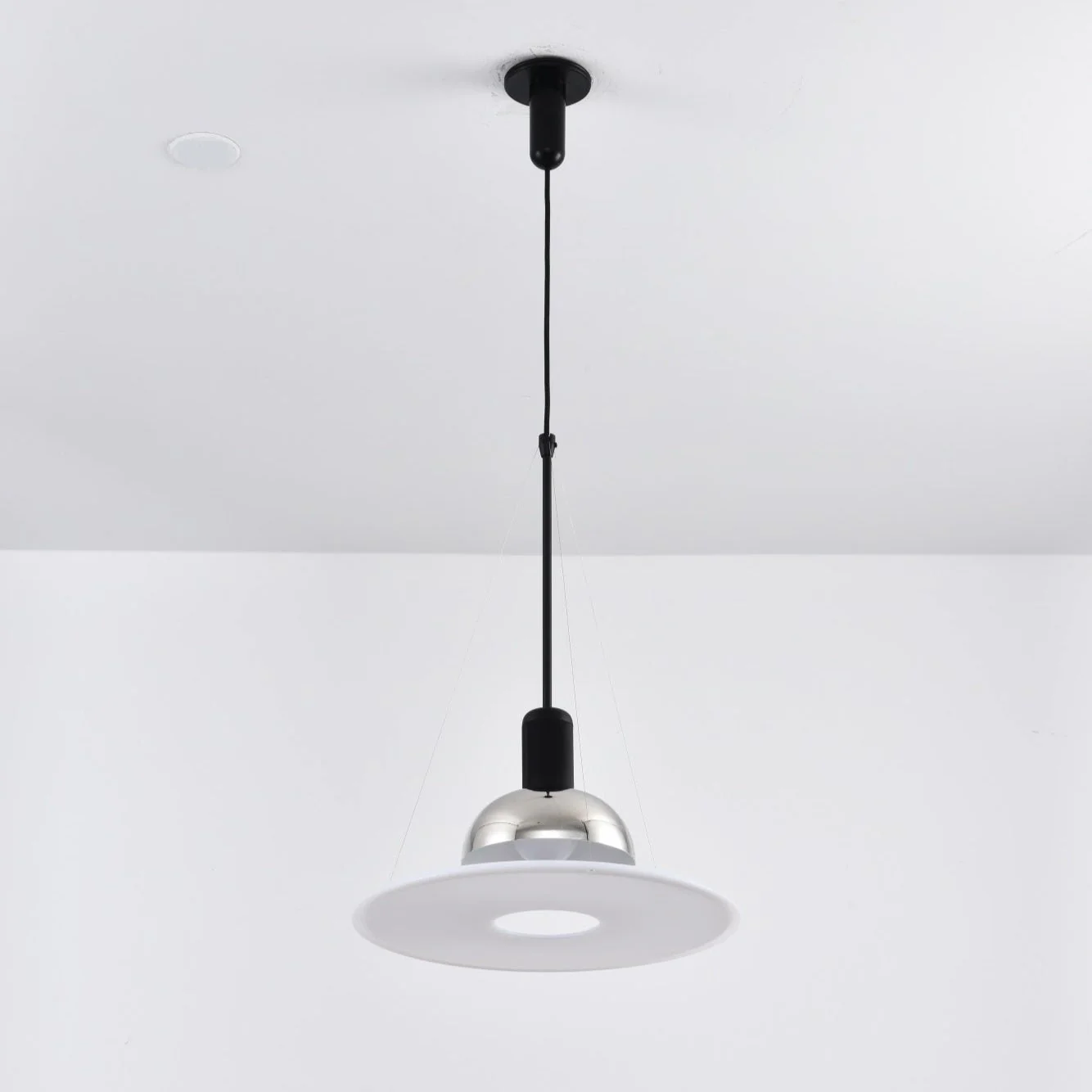 Flying Saucer Pendant Light - Image 37