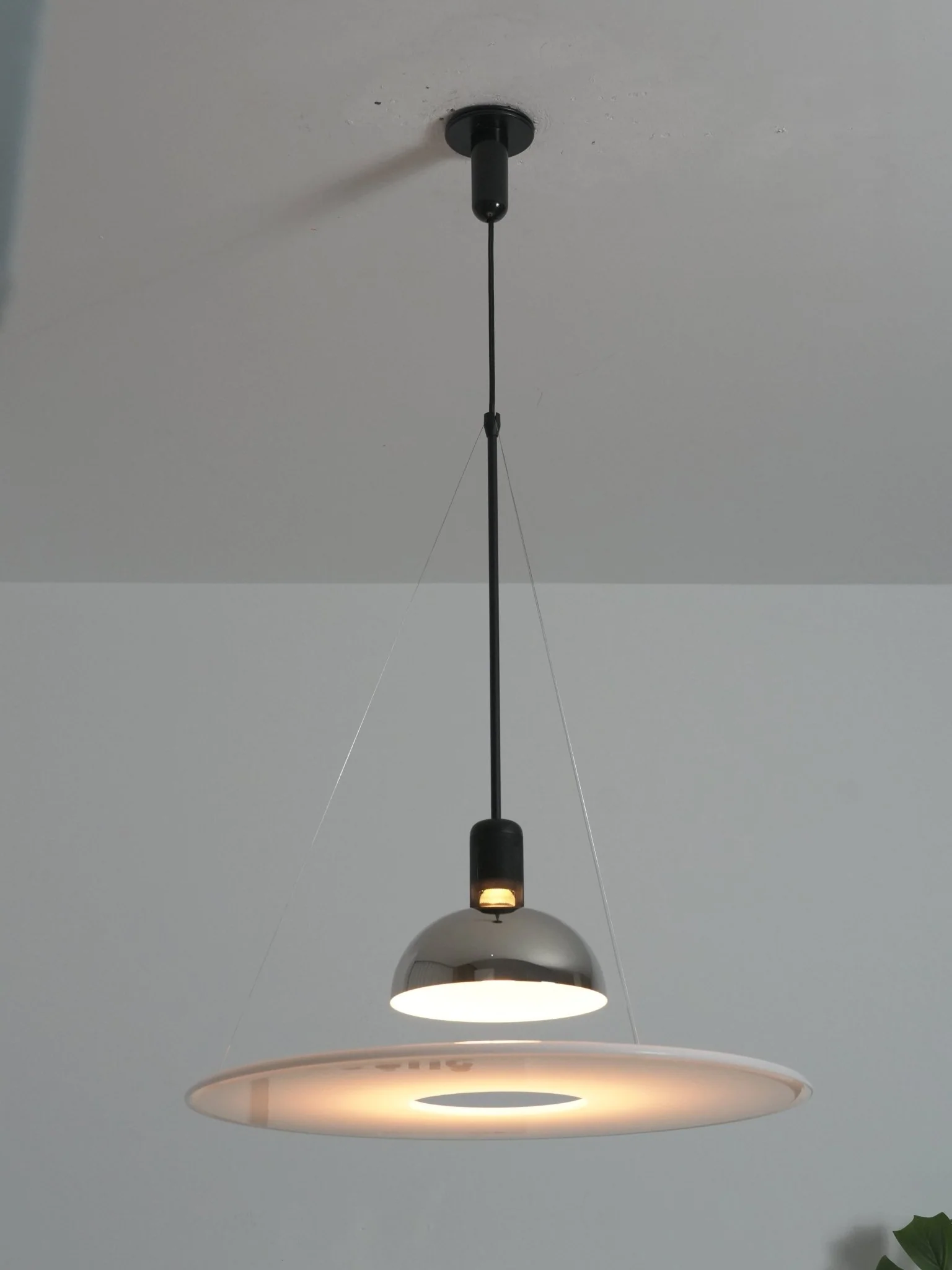 Flying Saucer Pendant Light - Image 56