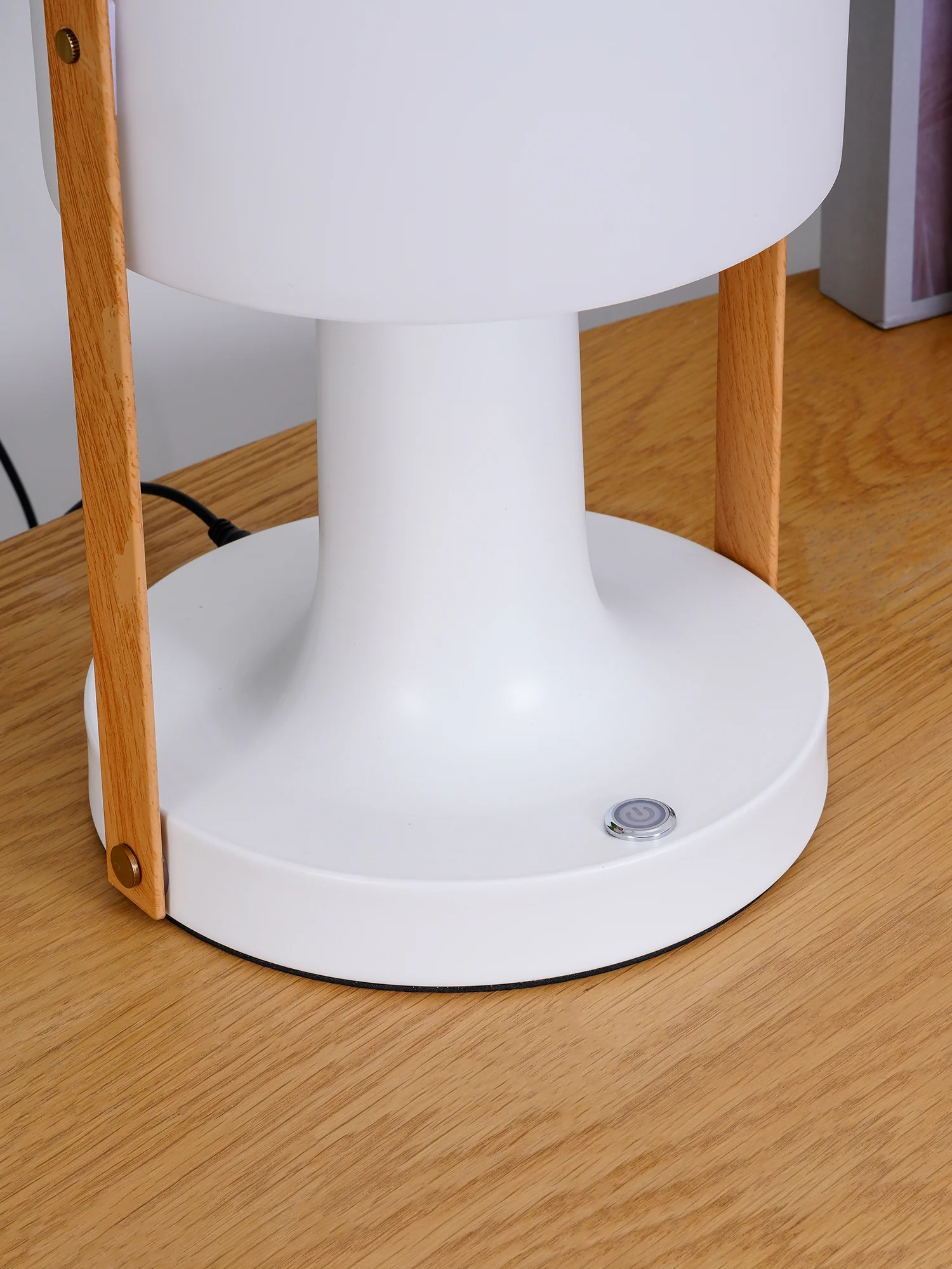 Follow Me Table Lamp - Image 16