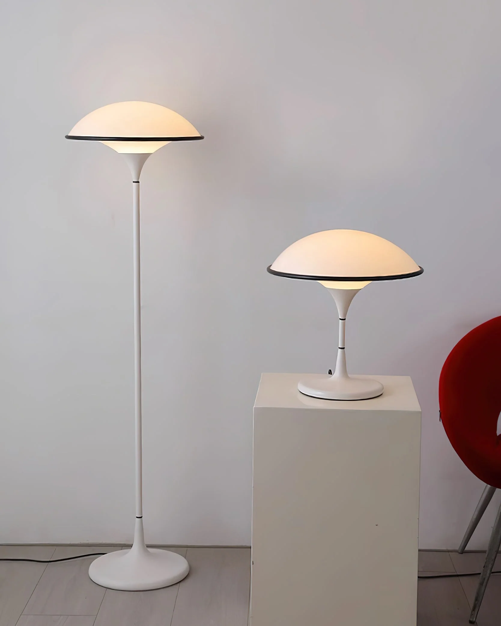 Fontana Table Lamp - Image 4