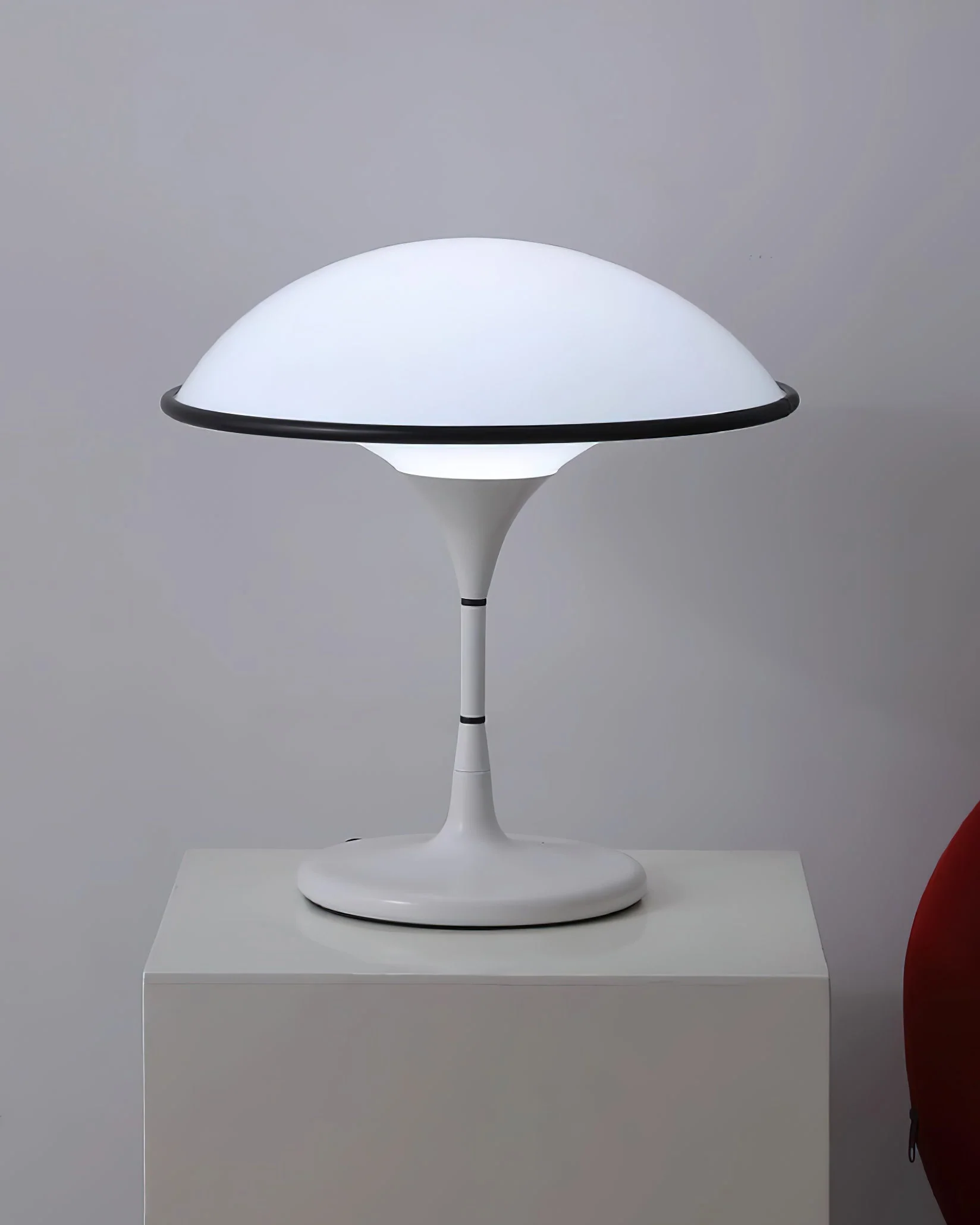 Fontana Table Lamp - Image 5