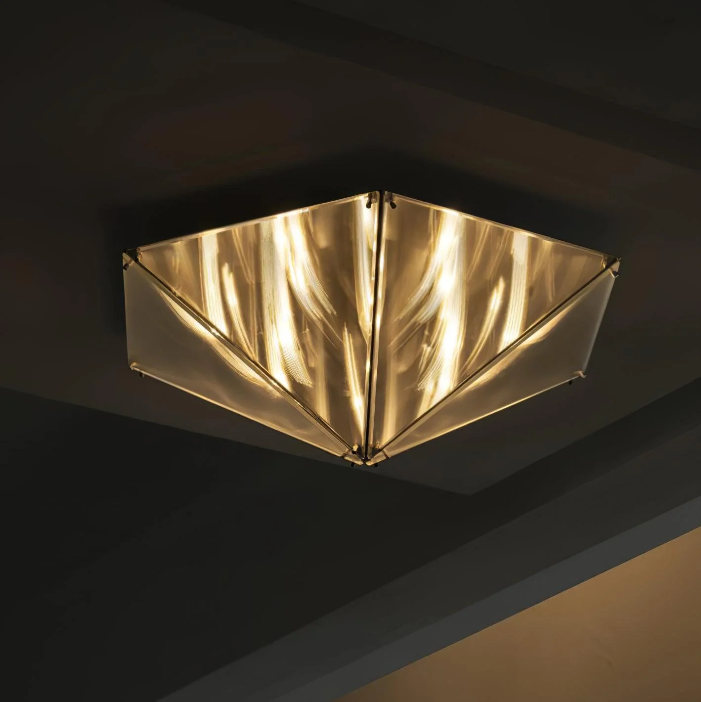 Fragment Celing Lamp - Image 3