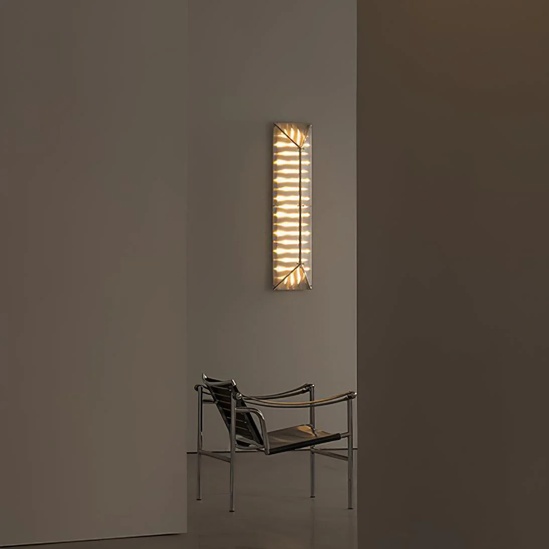 Fragment Wall Lamp - Image 7