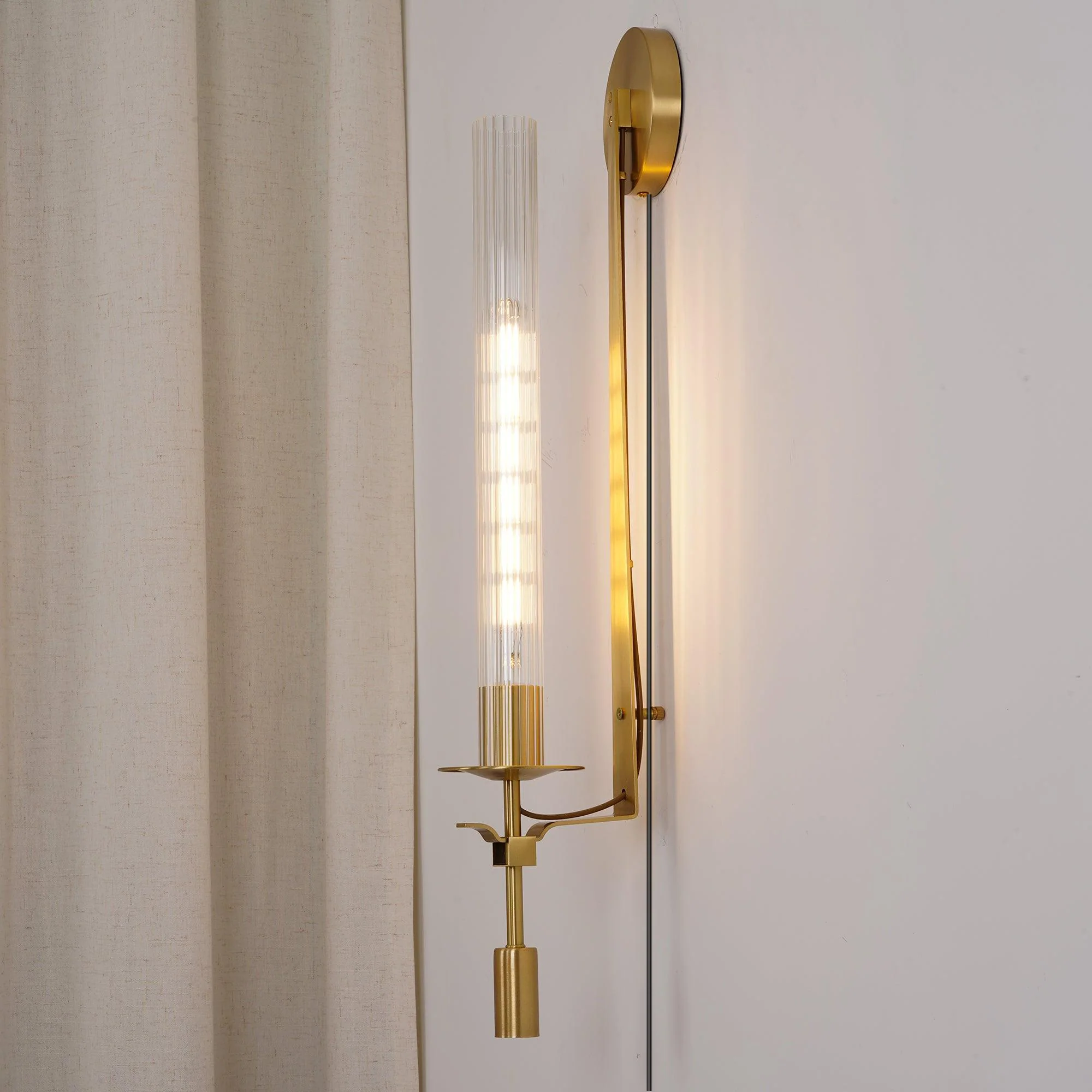 French Classicism Plug-in Wall Lamp - Image 7
