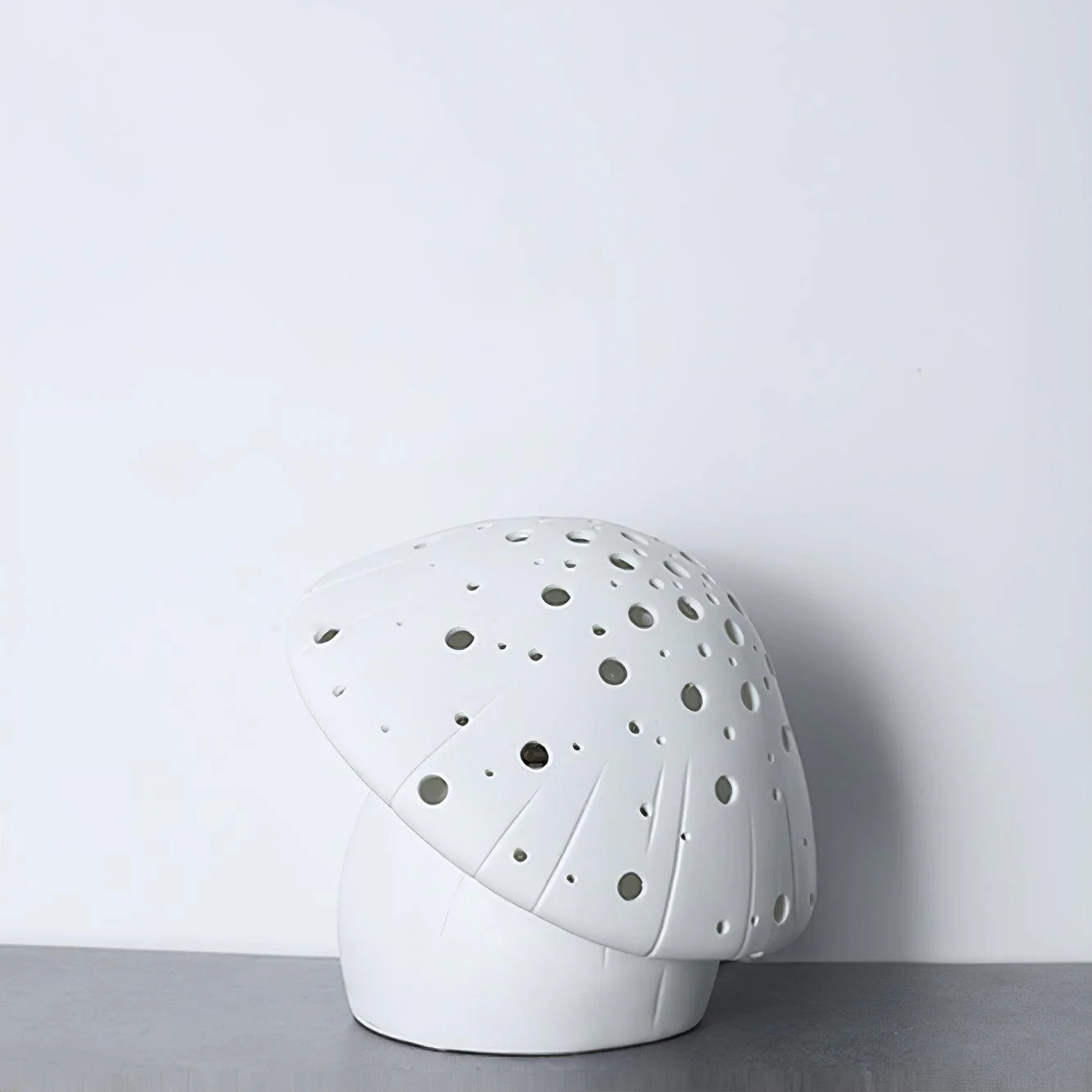 Fungo White Table Lamp - Image 16