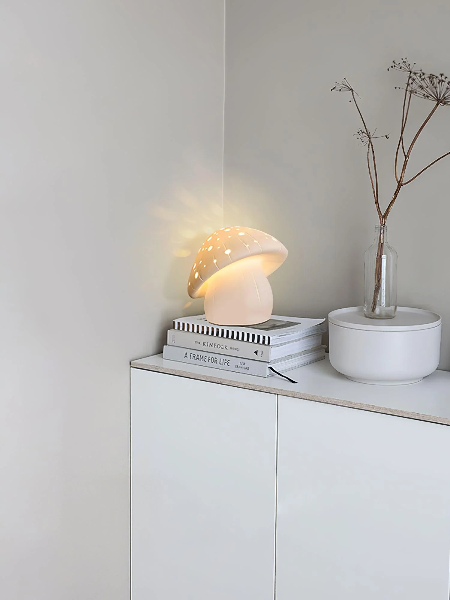 Fungo White Table Lamp - Image 19