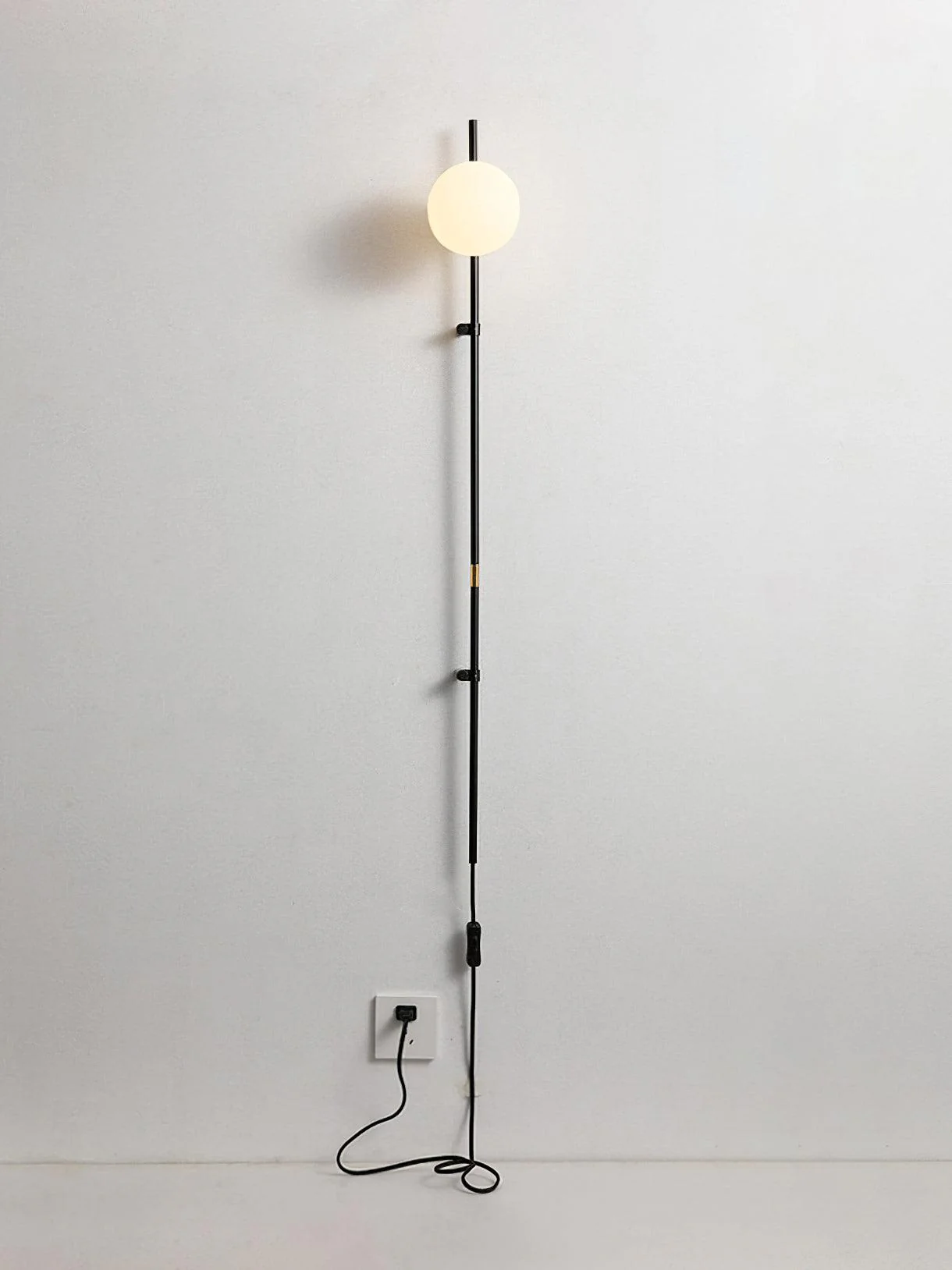 Funiculi Plug In Wall Lamp - Image 11