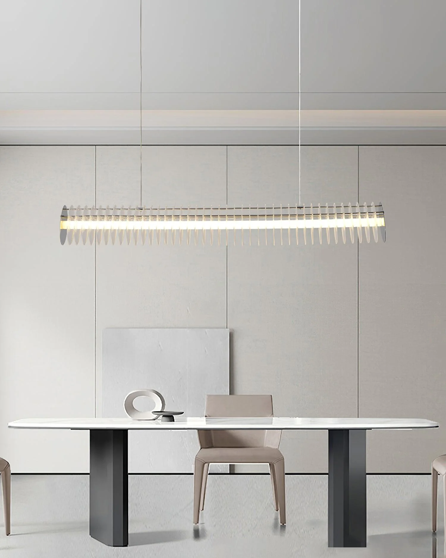 Gand Chandelier - Image 6