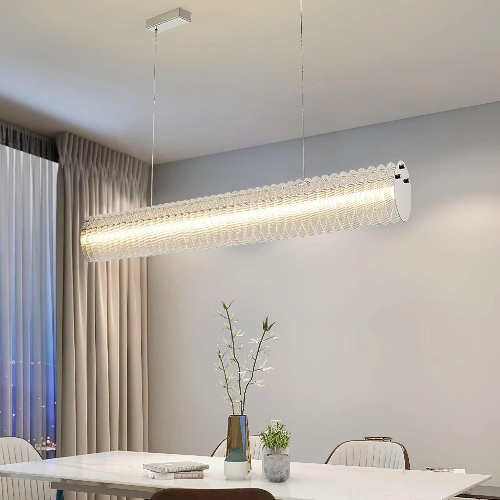 Gand Chandelier - Image 8
