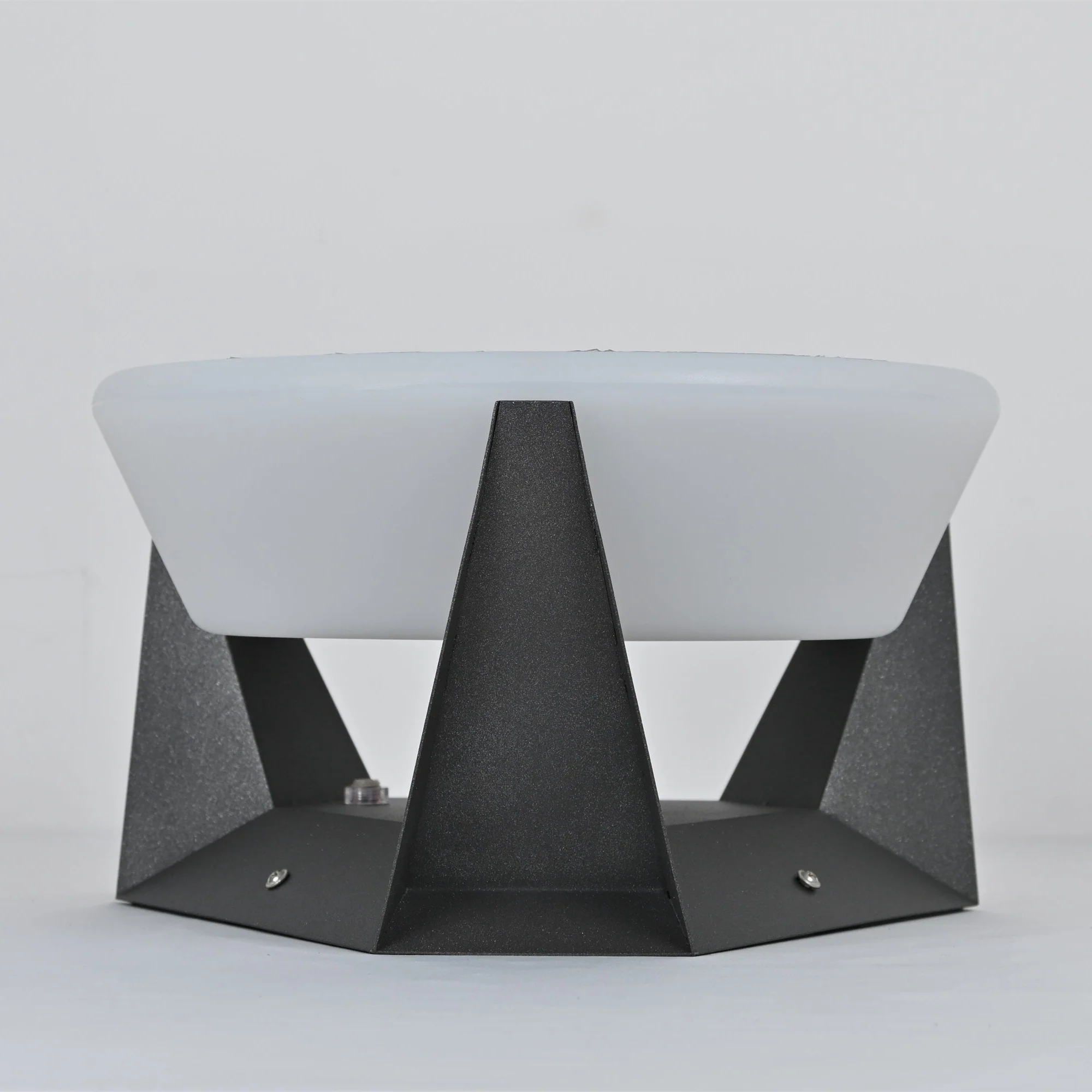 Geobase Solar Outdoor Light - Image 14