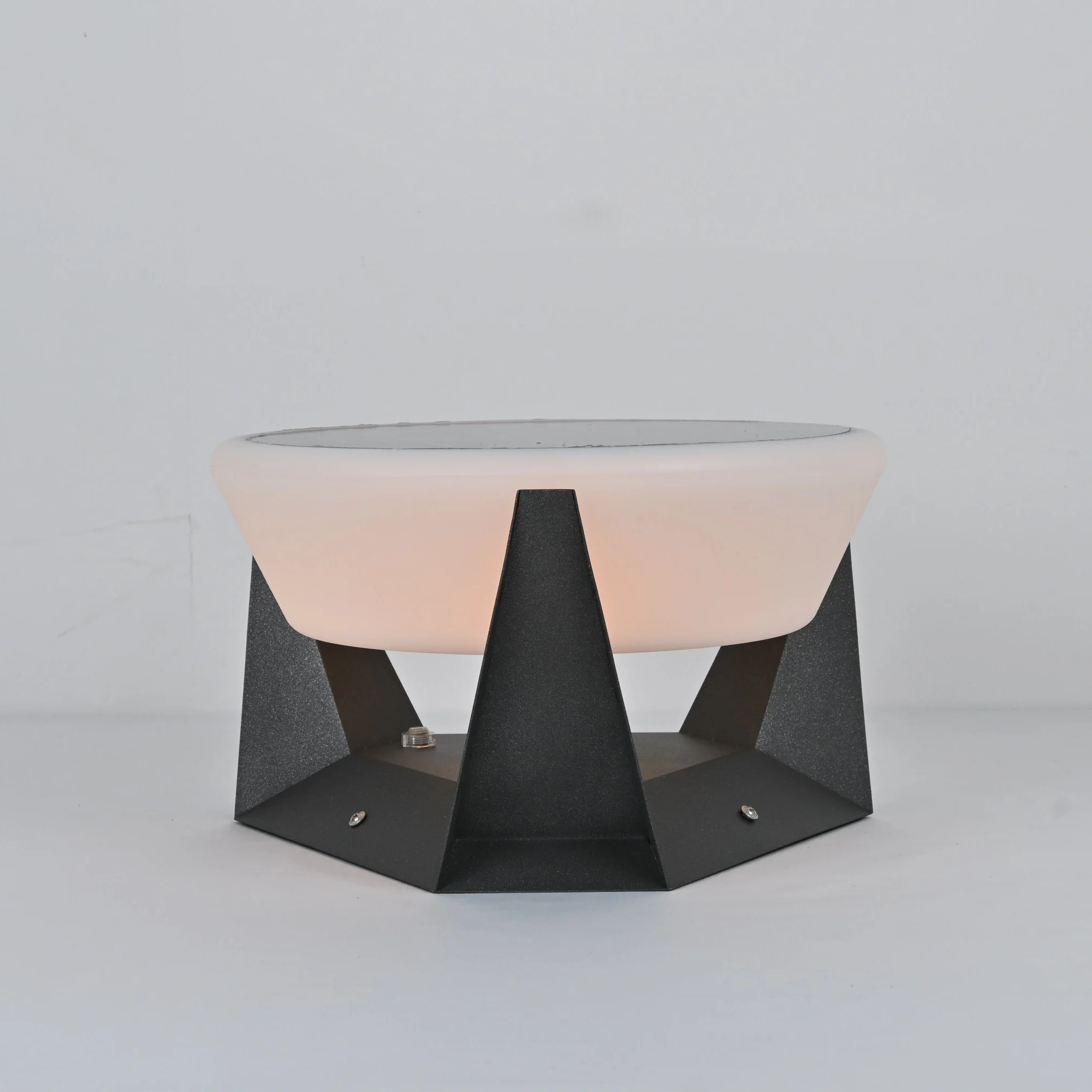 Geobase Solar Outdoor Light - Image 18