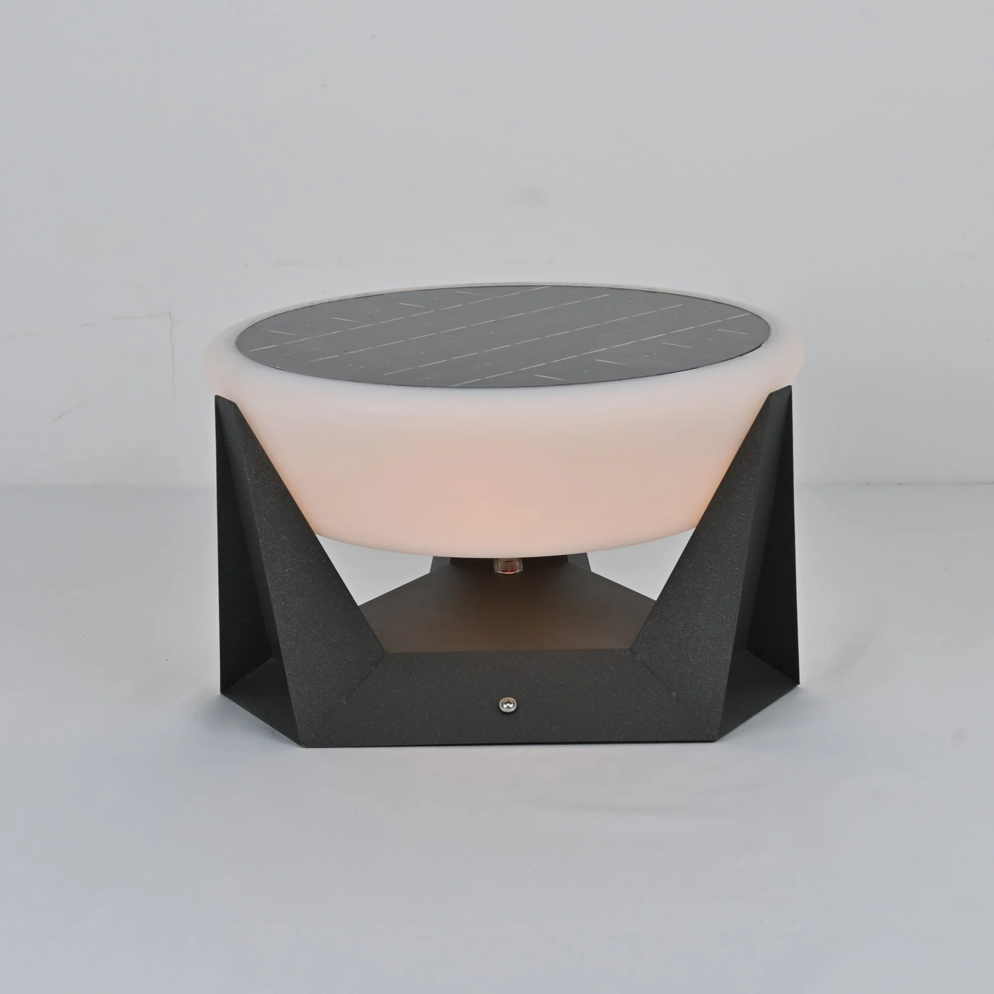 Geobase Solar Outdoor Light - Image 22