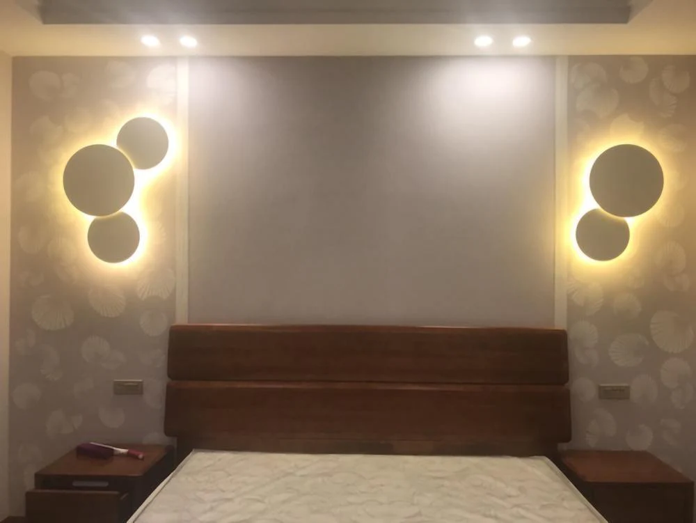 Geometric Disc Wall Lamp - Image 8