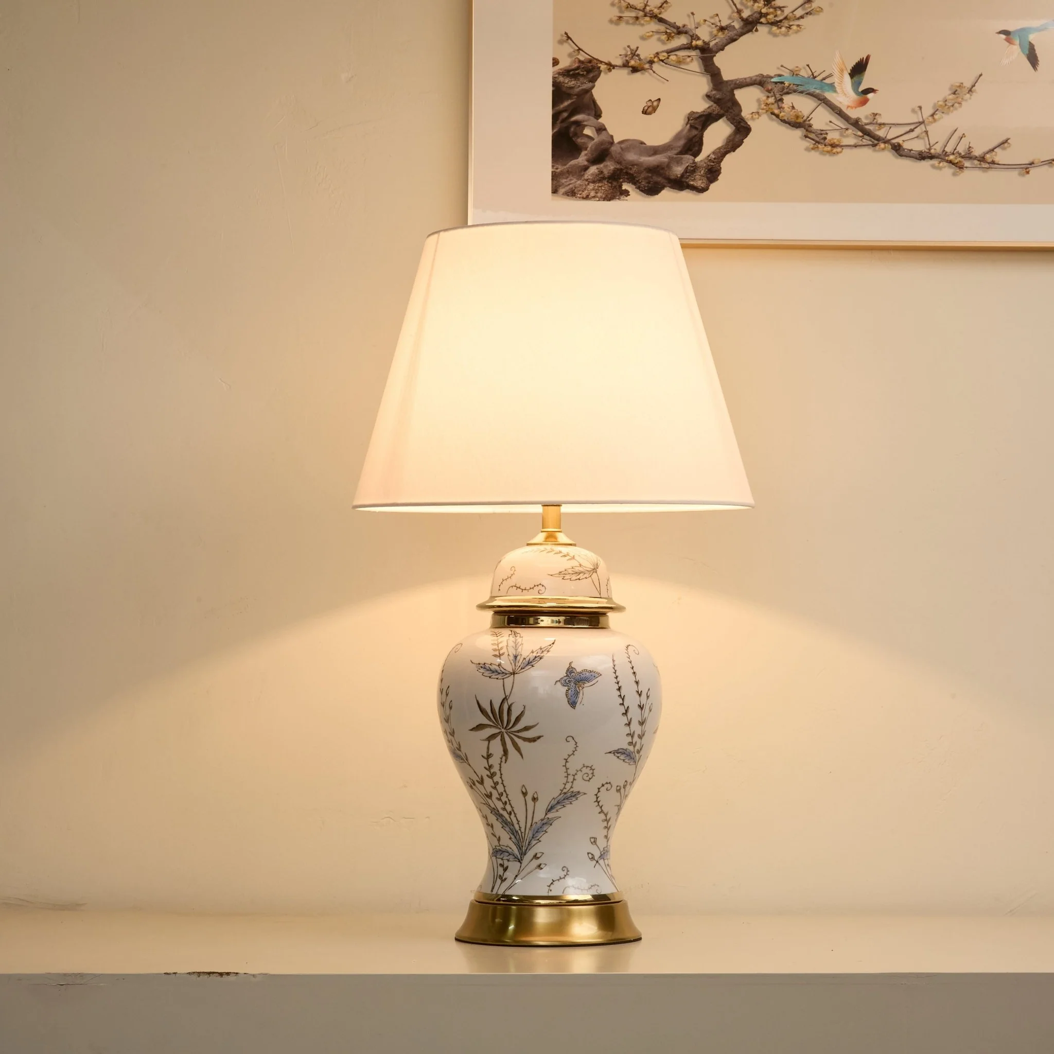 Gilt Accented Ceramic Table Lamp - Image 2