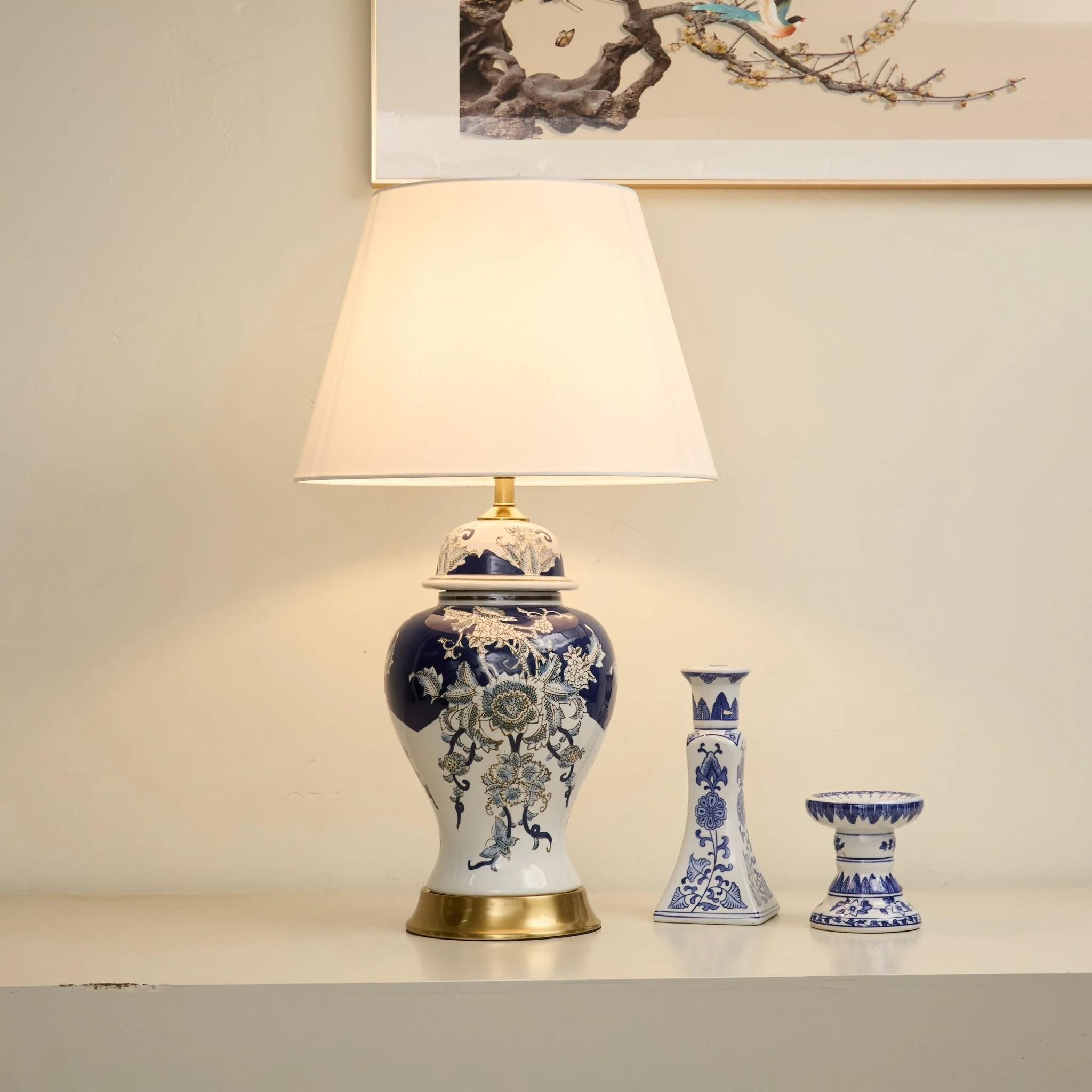 Gilt Accented Table Lamp - Image 2