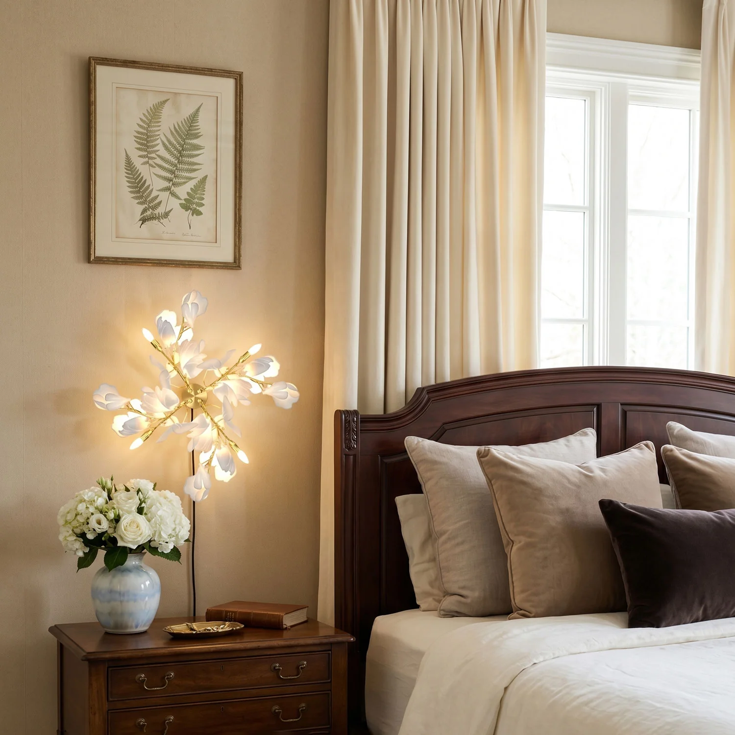 Gingko Flowers Plug-in Wall Lamp - Image 2