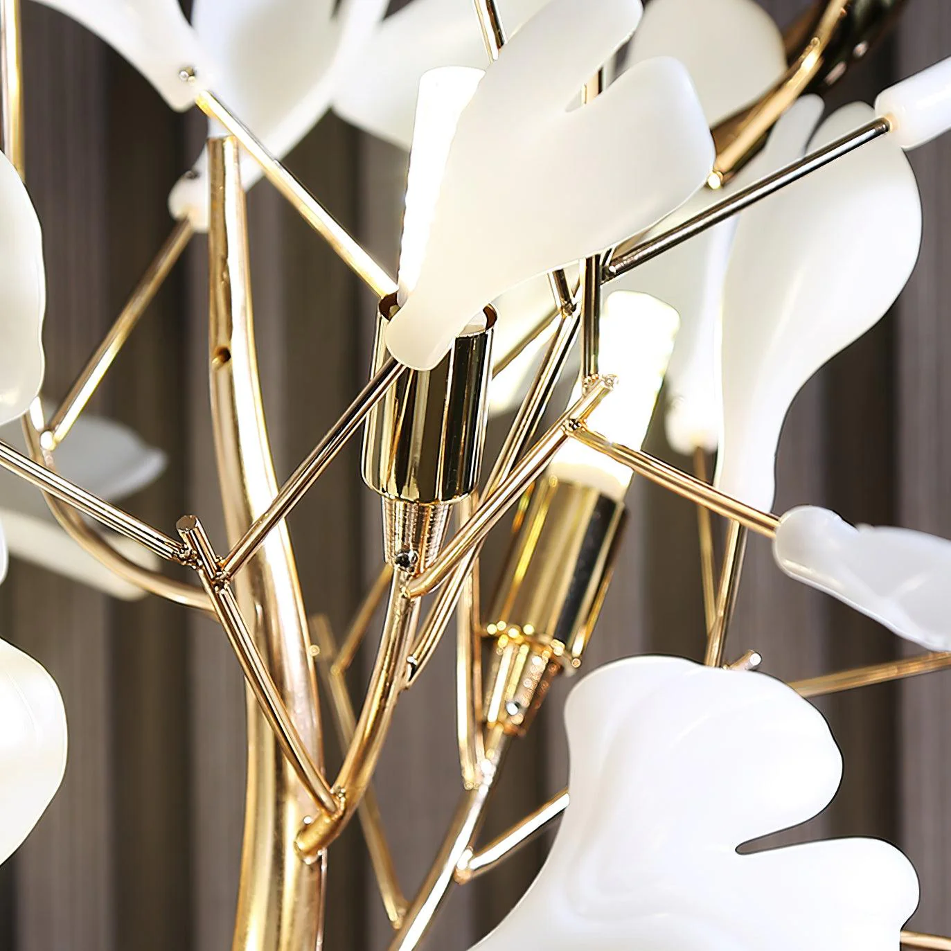 Gingko Leaf Floor Lamp - Image 16