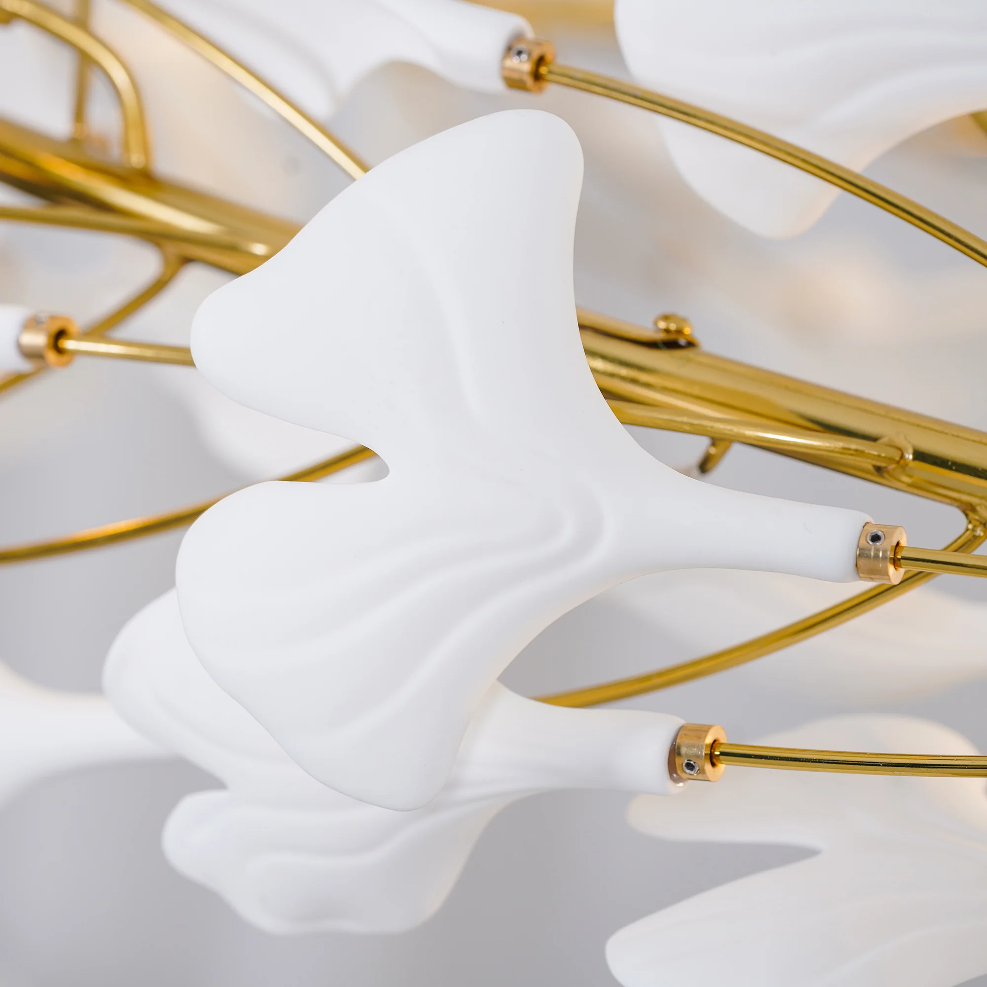 Gingko Chandelier U - Image 27
