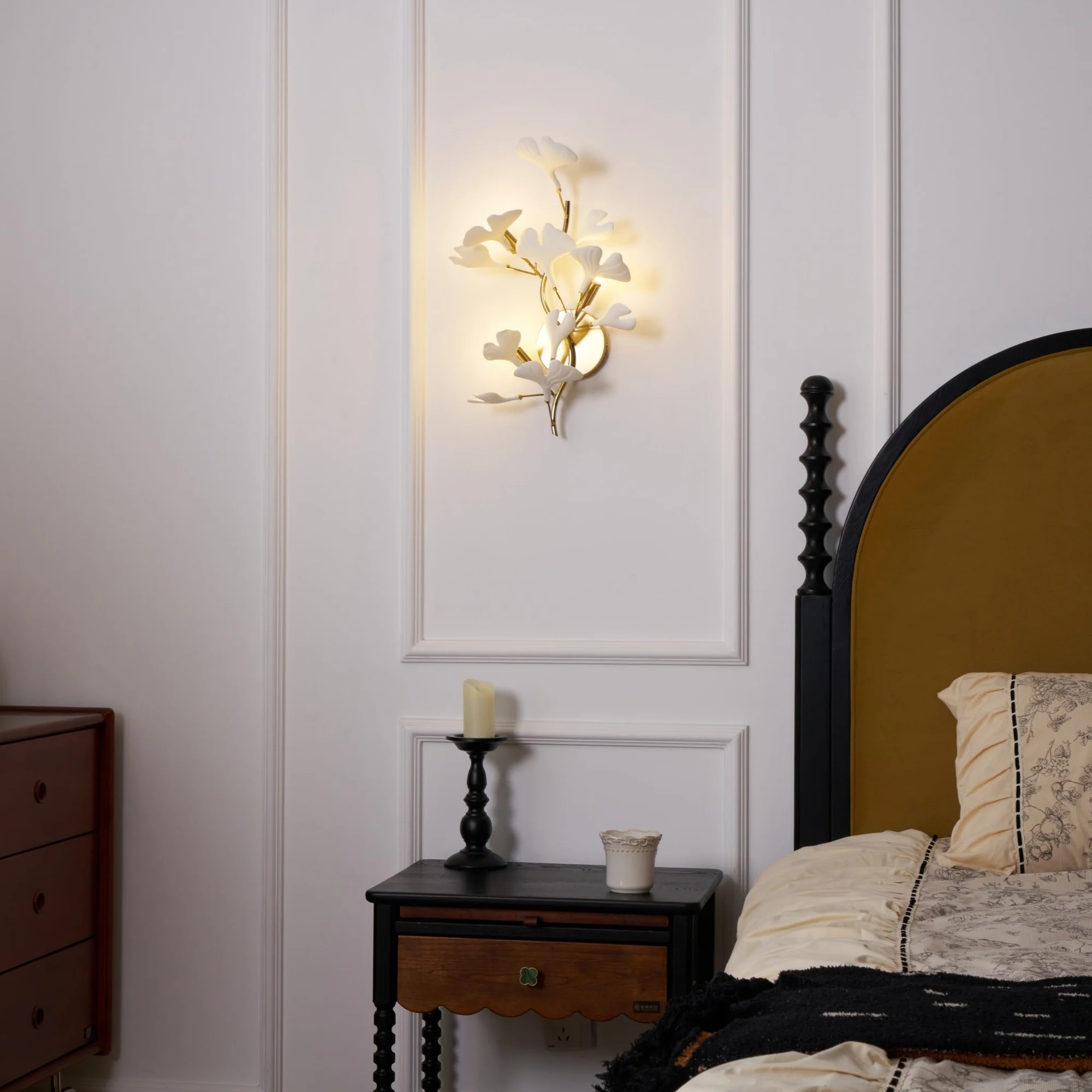 Gingko Wall Lamp - Image 16