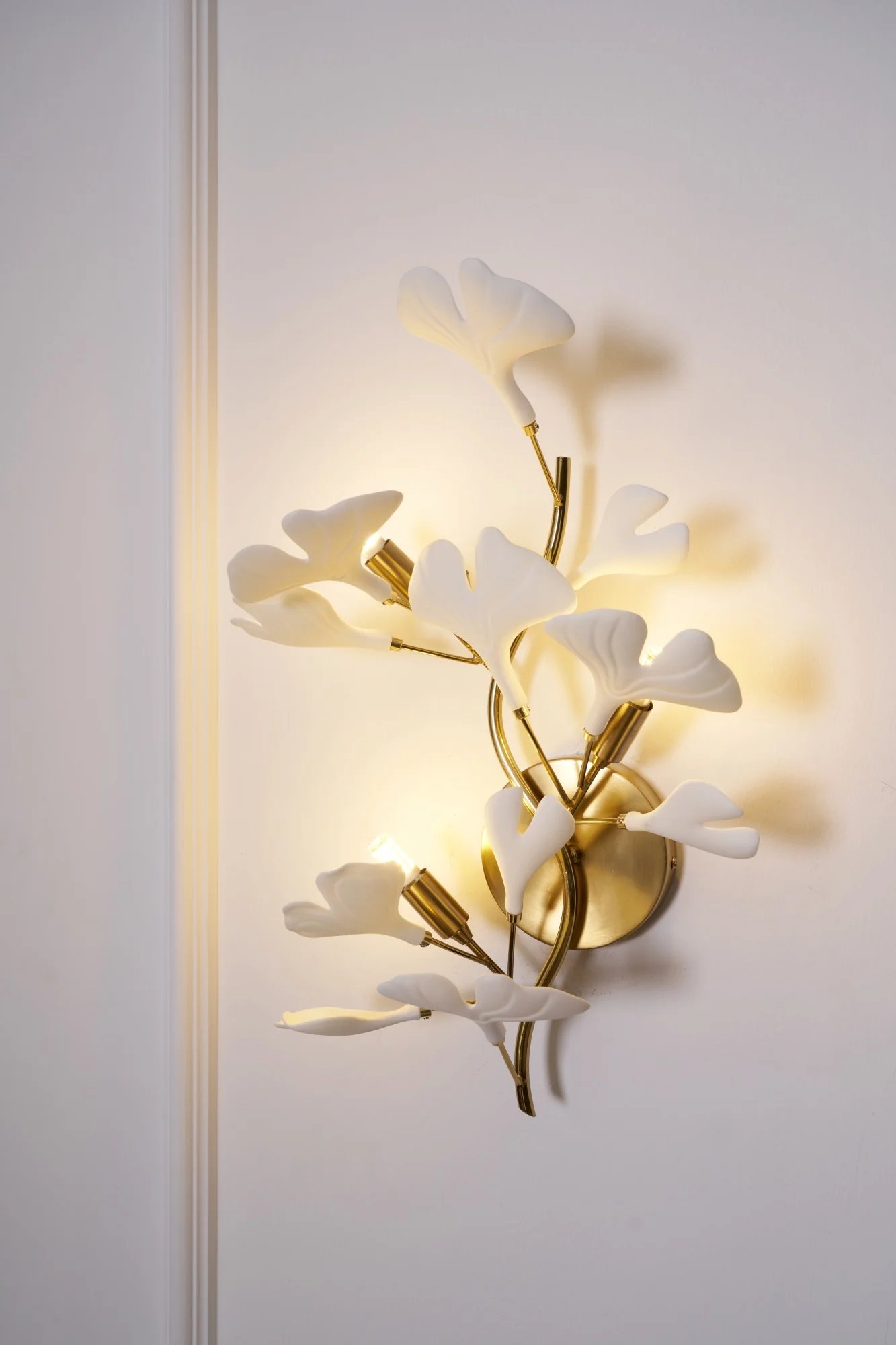 Gingko Wall Lamp - Image 85