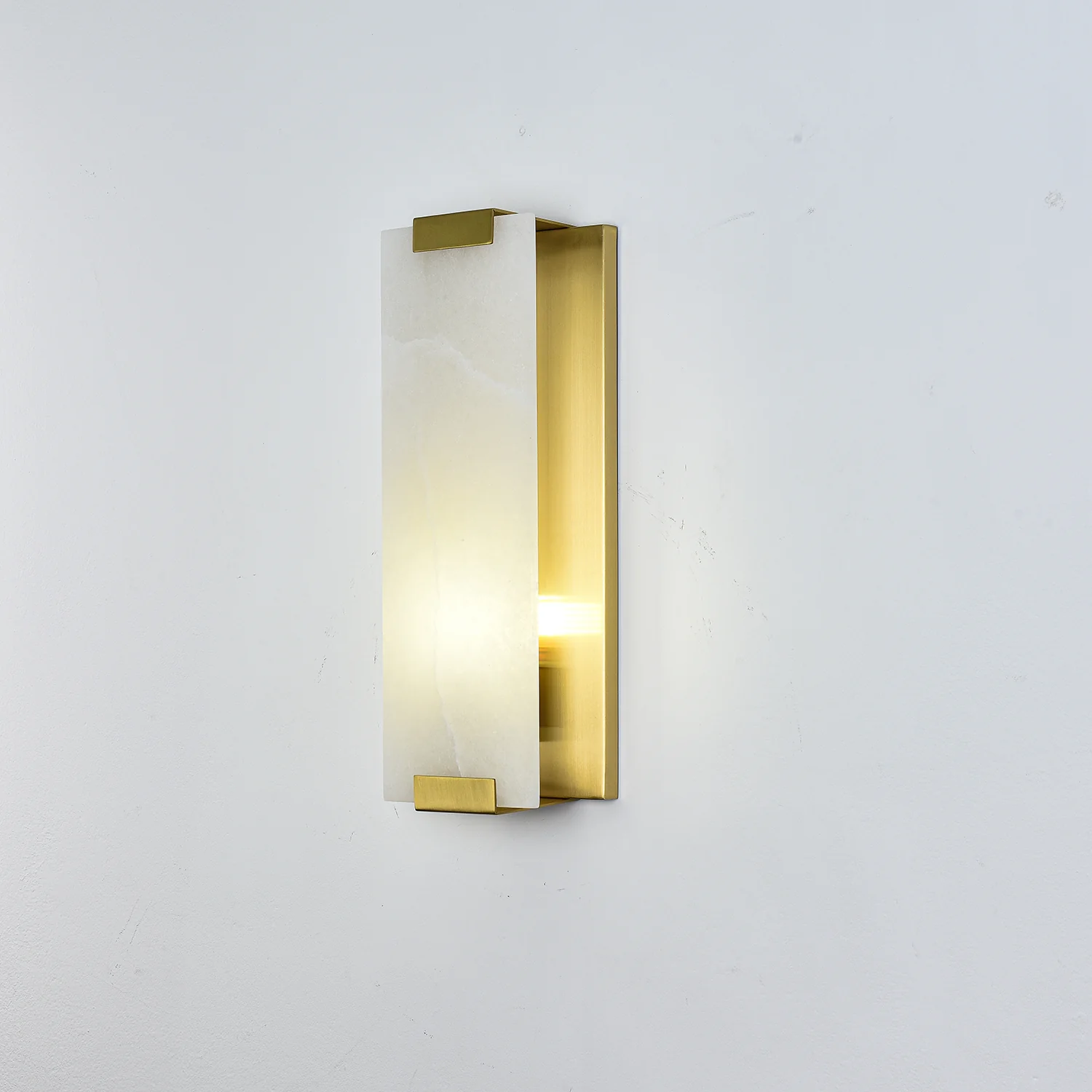 Glacier Aura Alabaster Wall Lamp - Image 2