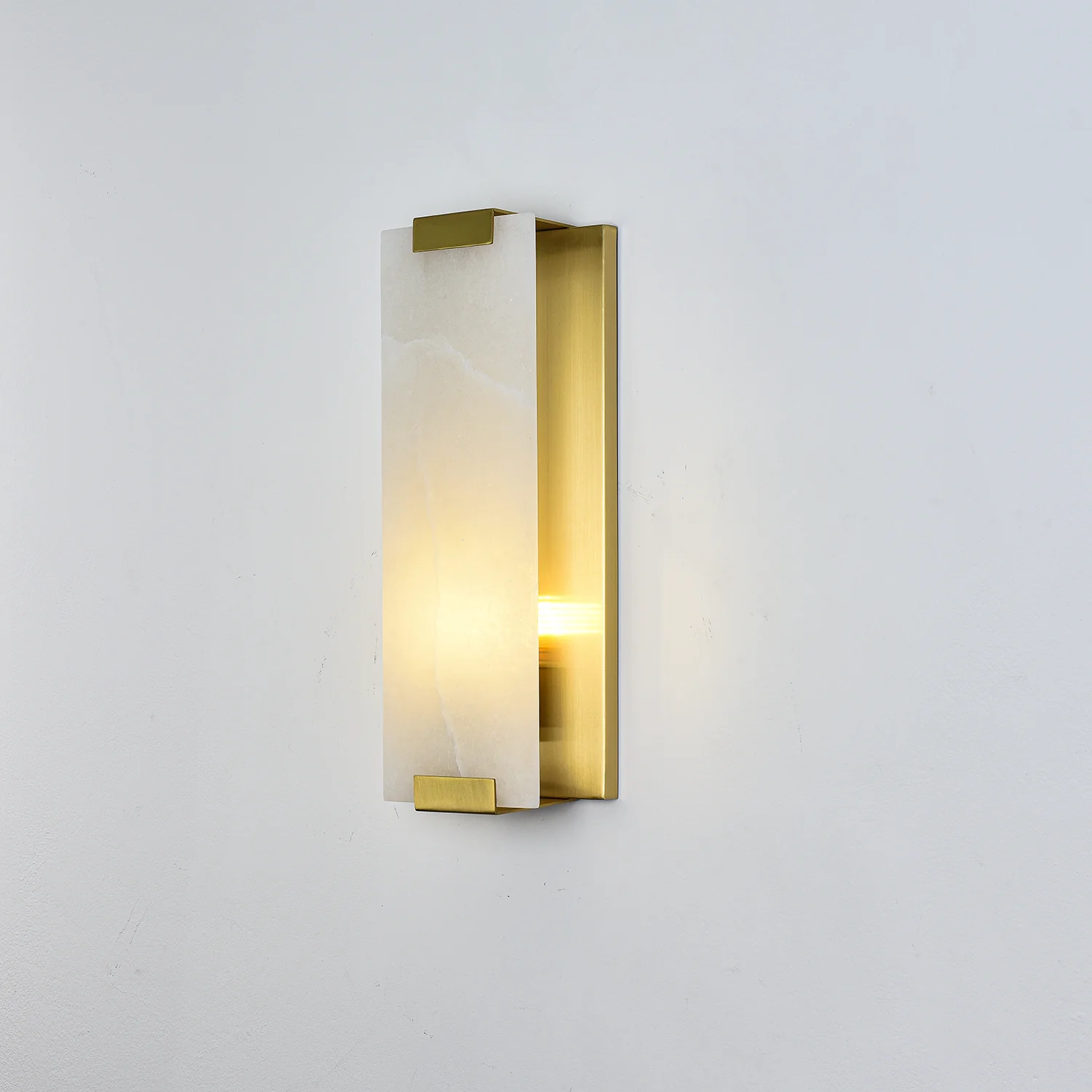 Glacier Aura Alabaster Wall Lamp - Image 6