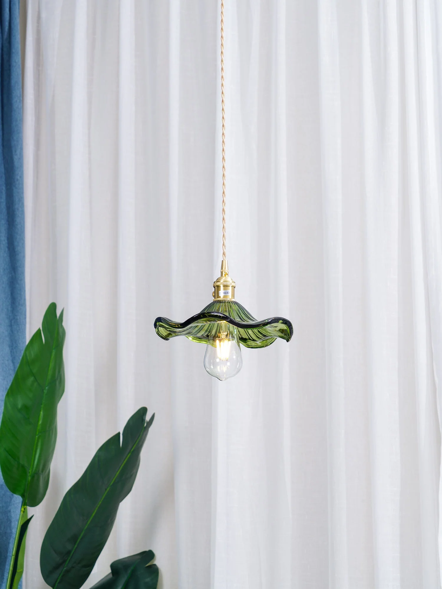 Glass Hibiscus Flower Swag Light - Image 40