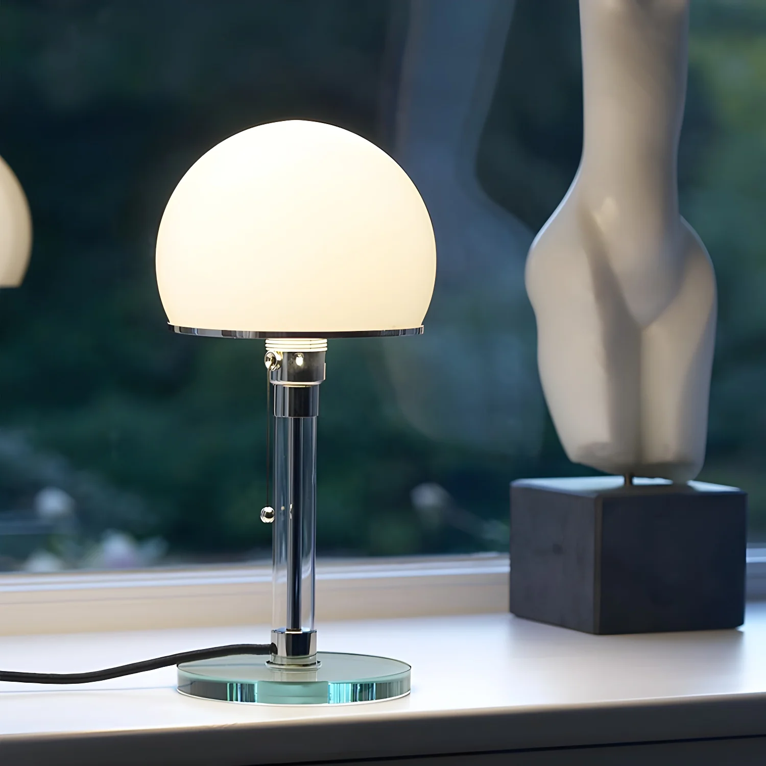 Globe Glass Table Lamp - Image 2