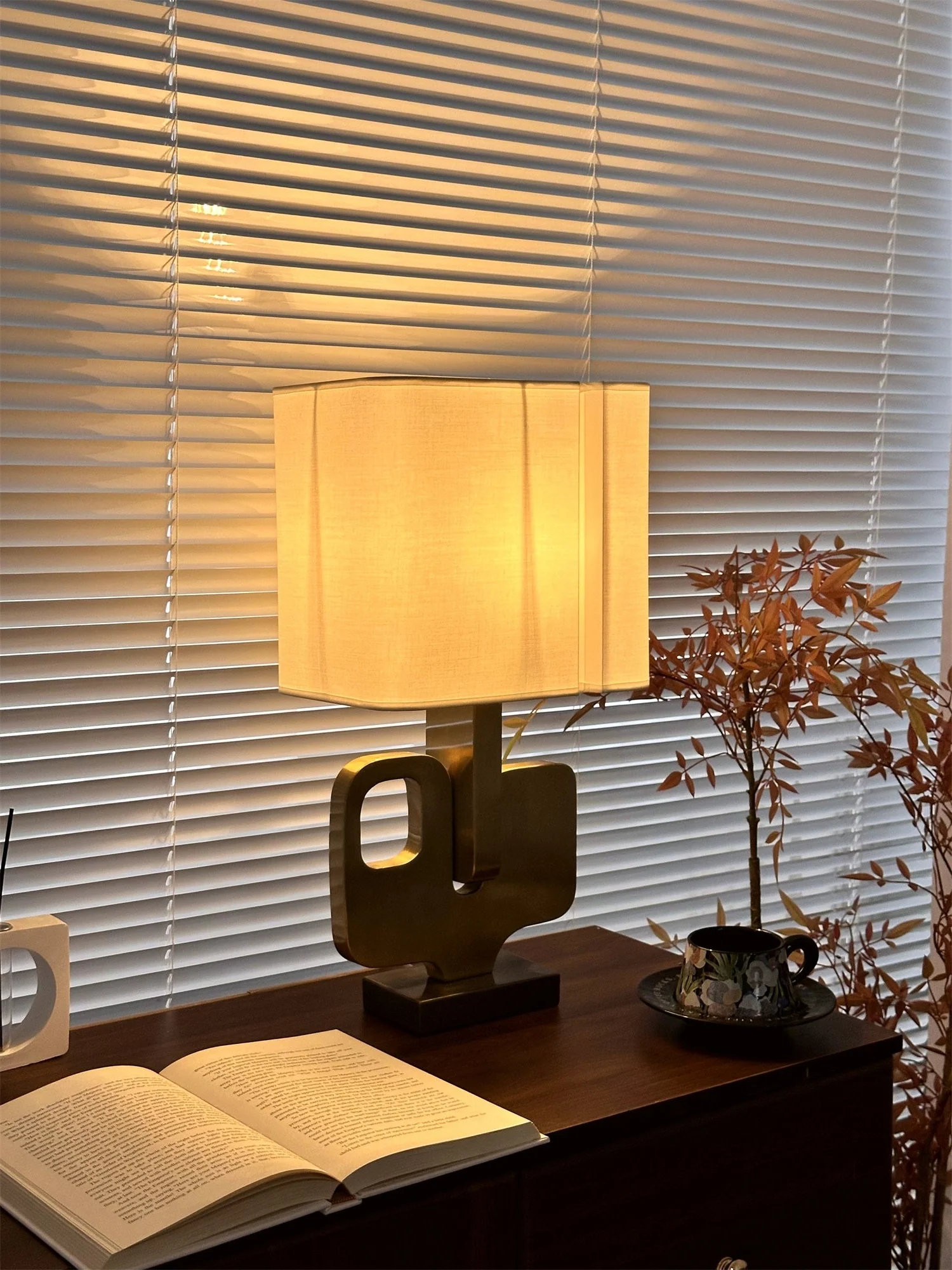 Glyph Table Lamp - Image 2