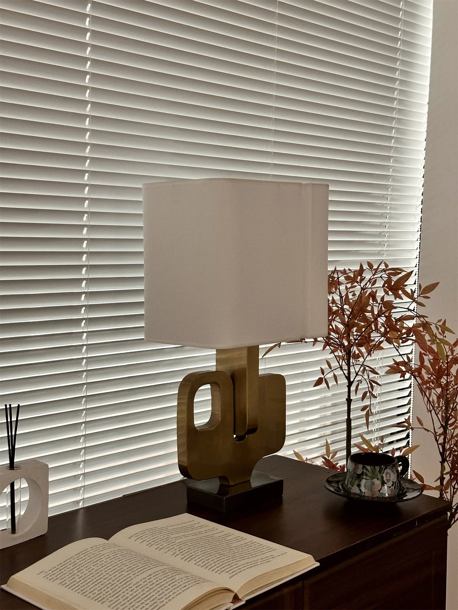 Glyph Table Lamp - Image 8