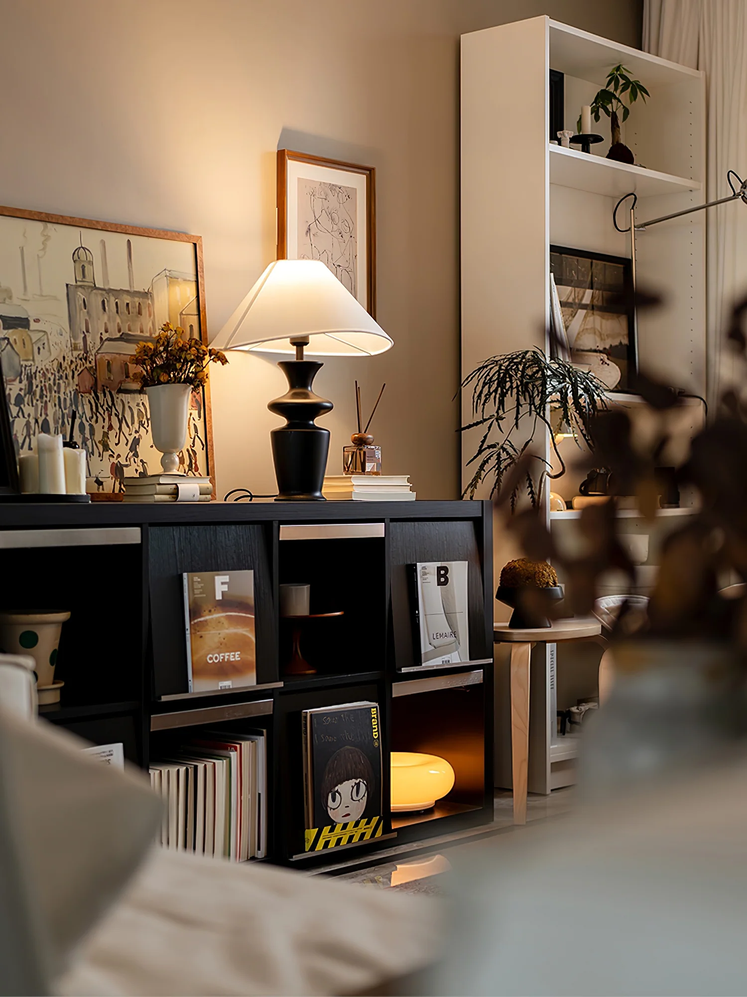 Grace Wood Table Lamp - Image 8