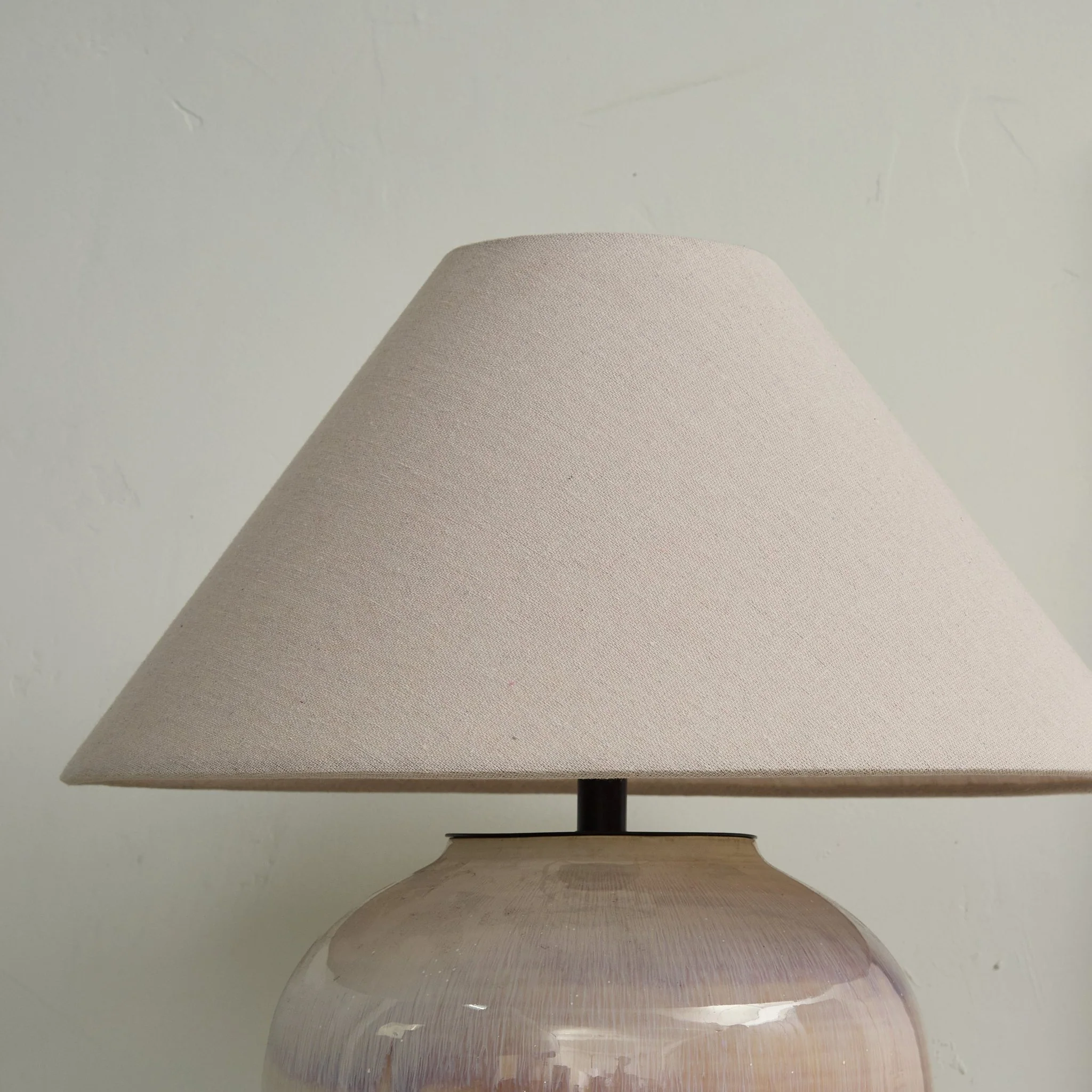 Gradient Hued Ceramic Jar Table Lamp - Image 6