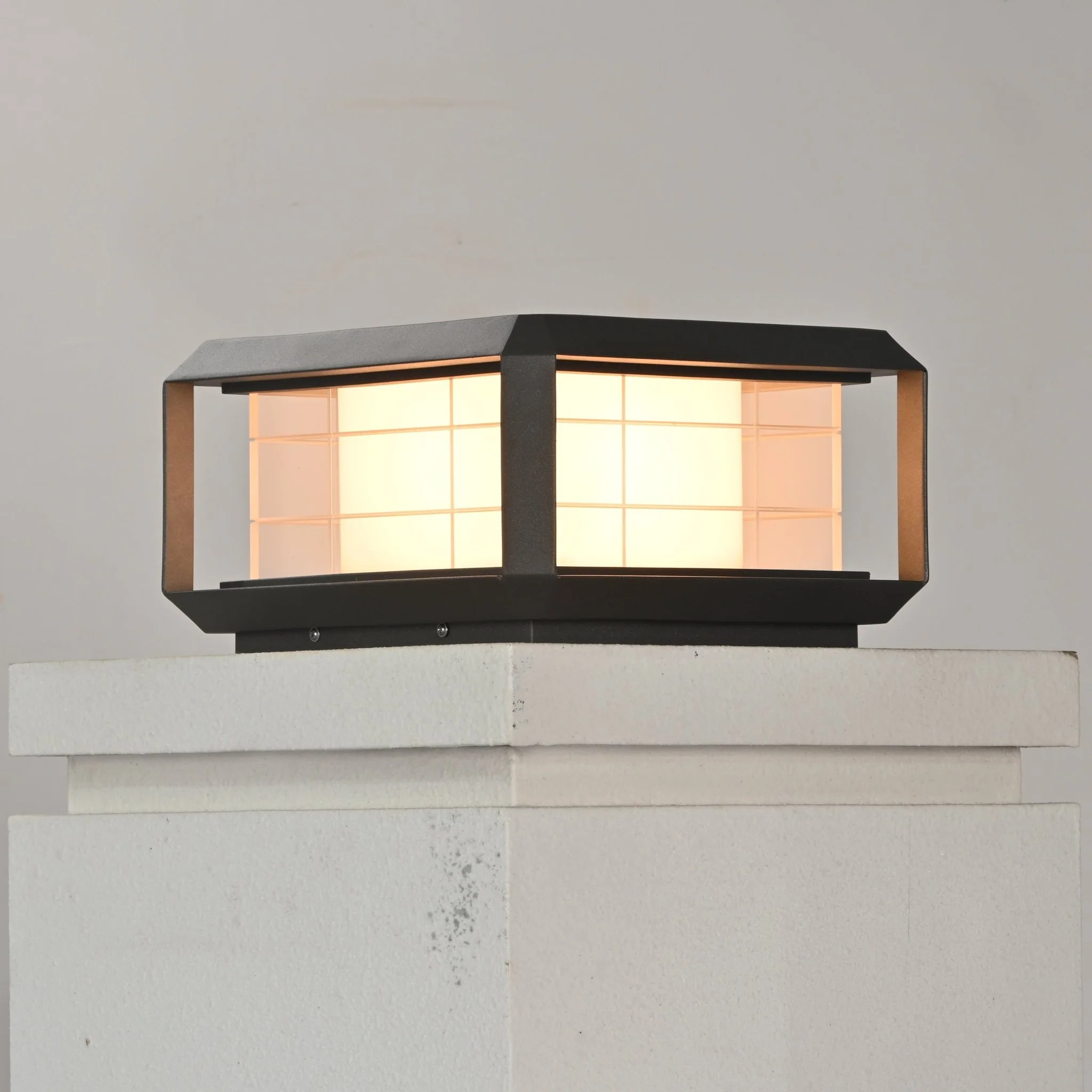 Grid Guard Solar Lantern Outdoor Lamp - Image 17