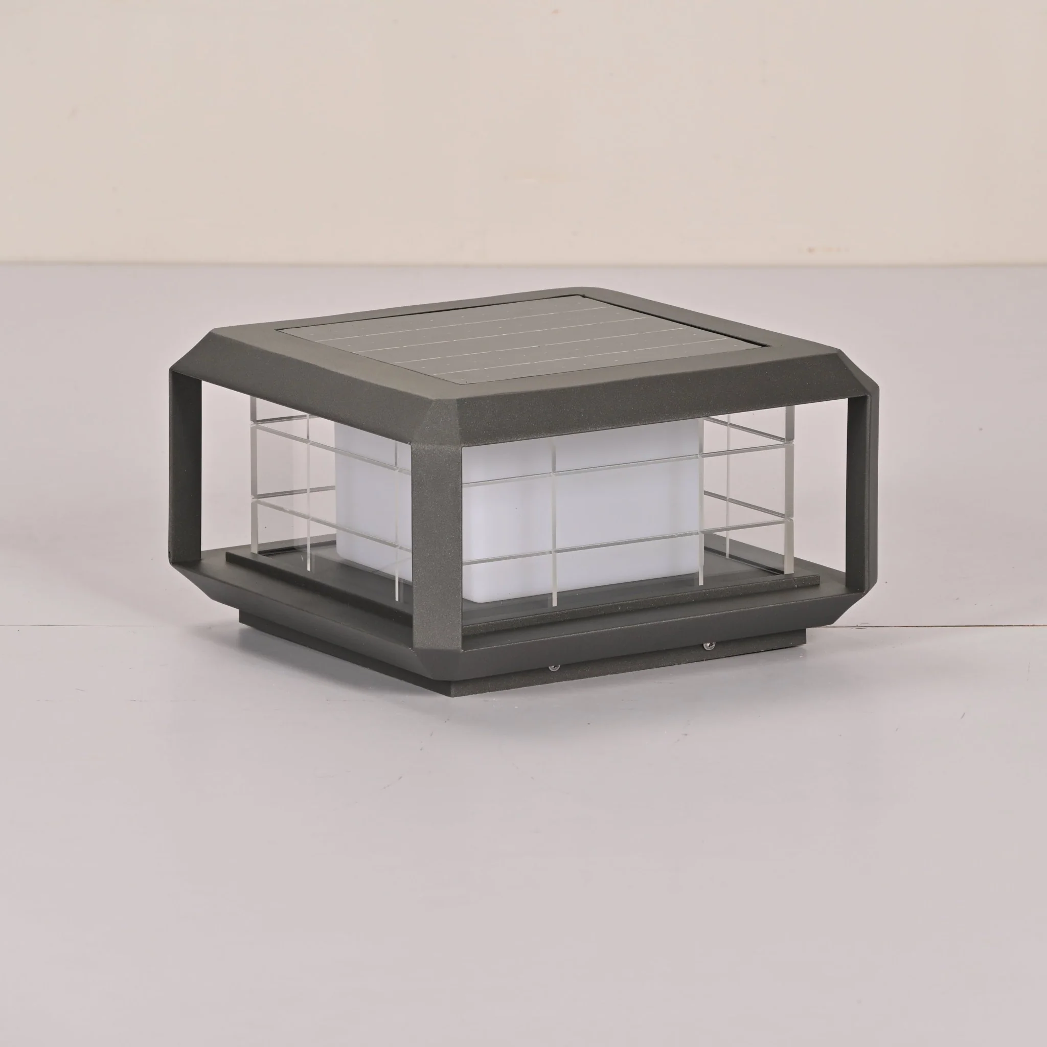 Grid Guard Solar Lantern Outdoor Lamp - Image 7
