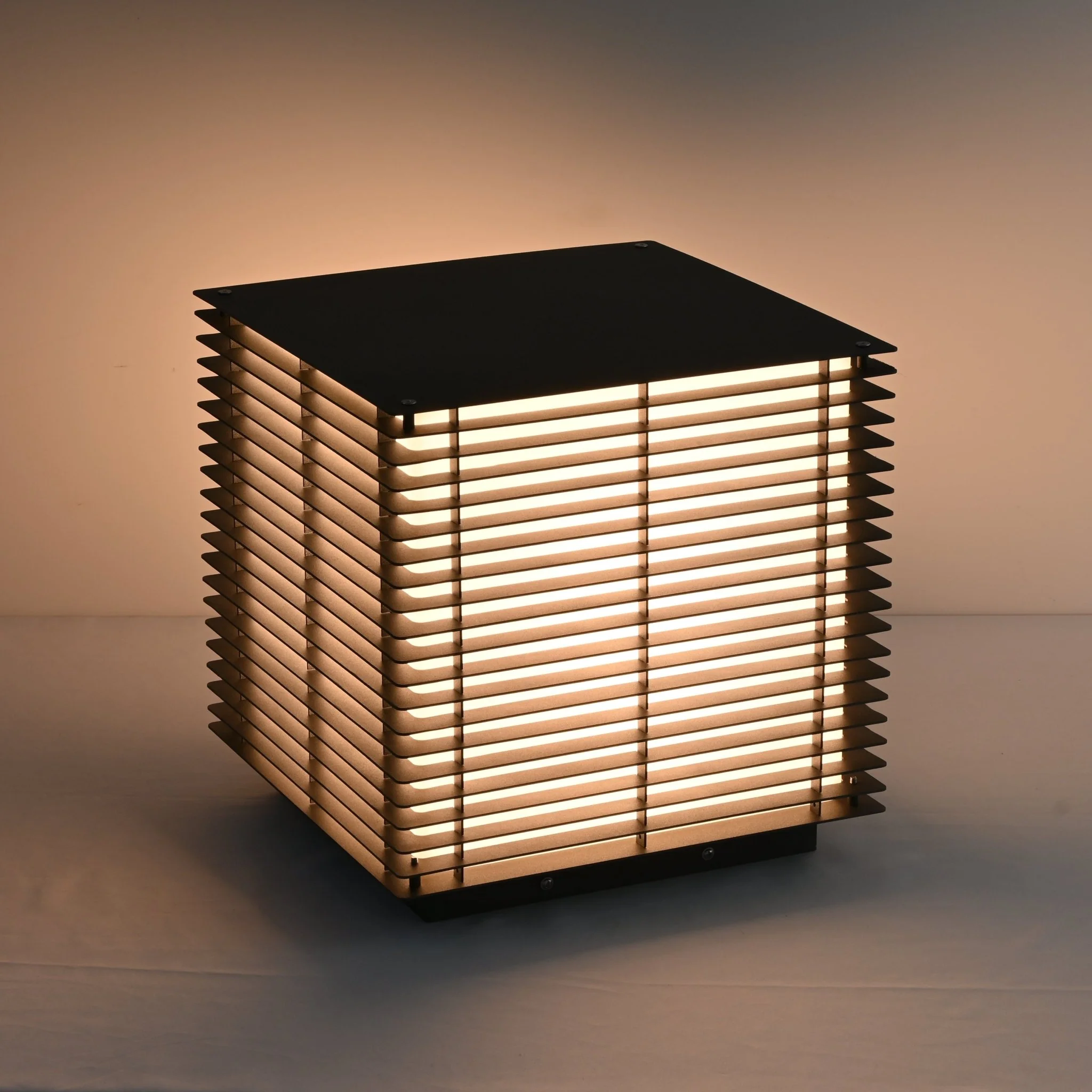 Grid Post Outdoor Light - Image 14