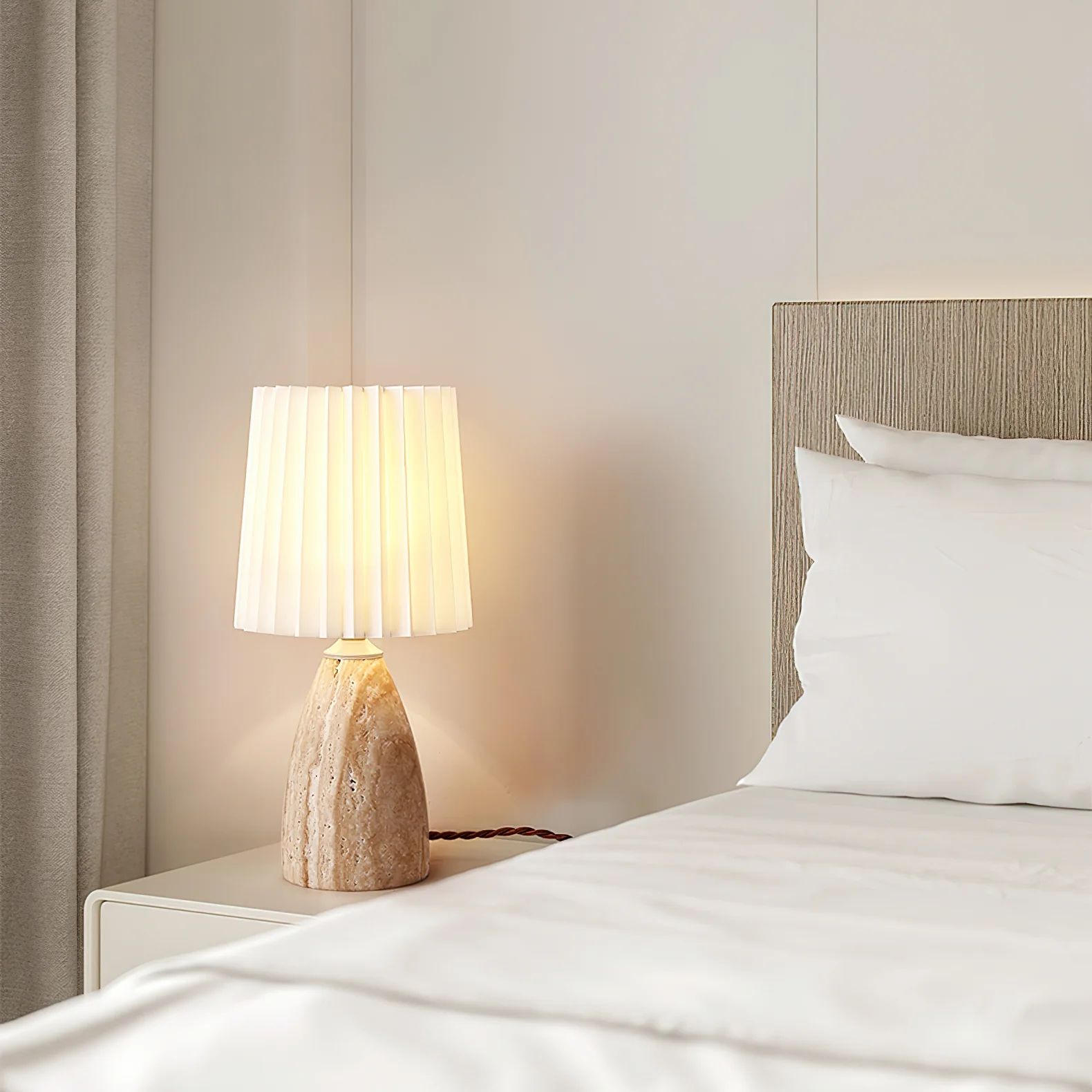Gusnow Table Lamp - Image 6