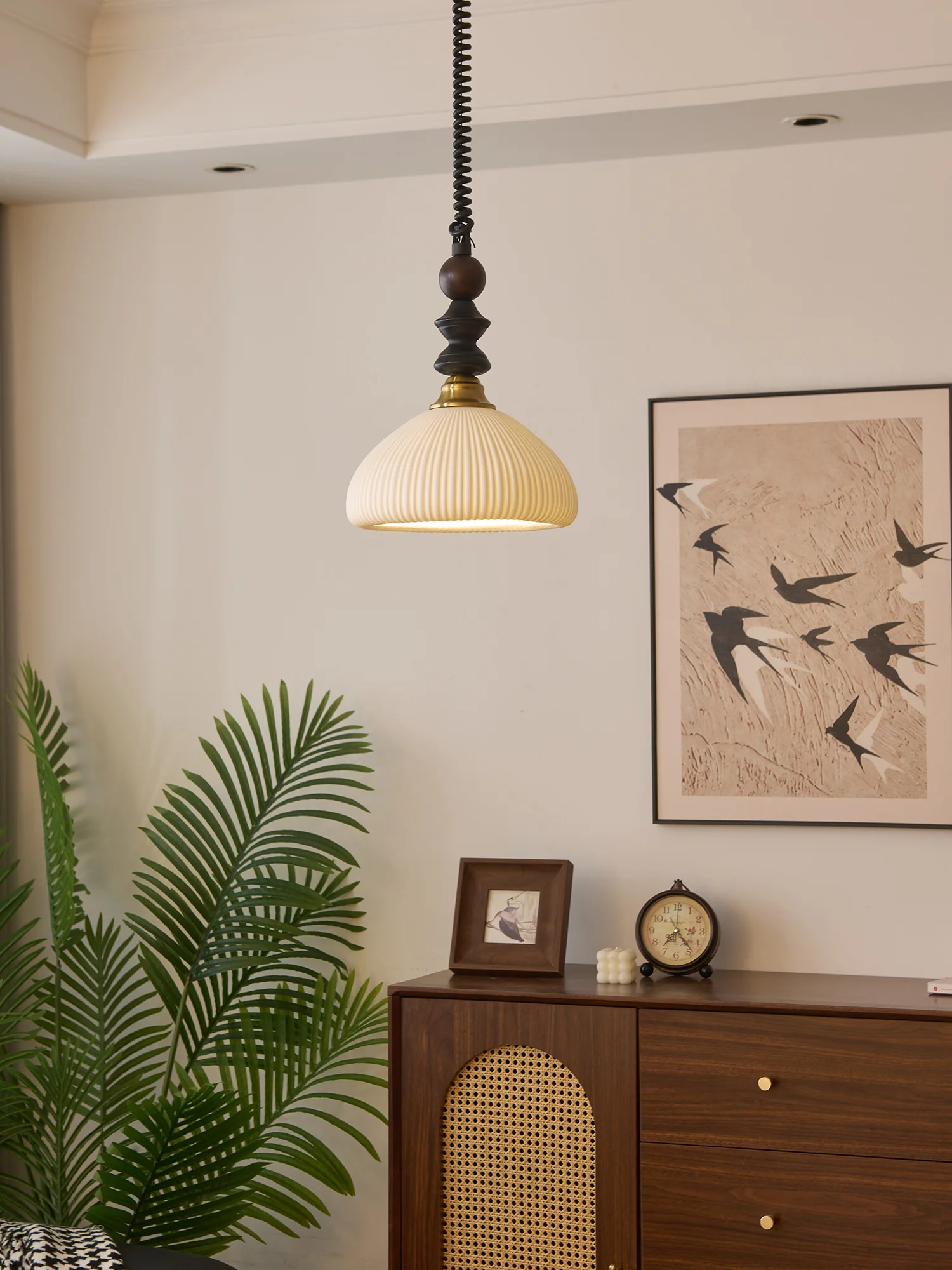 Halcyon Arch Pendant Light - Image 31