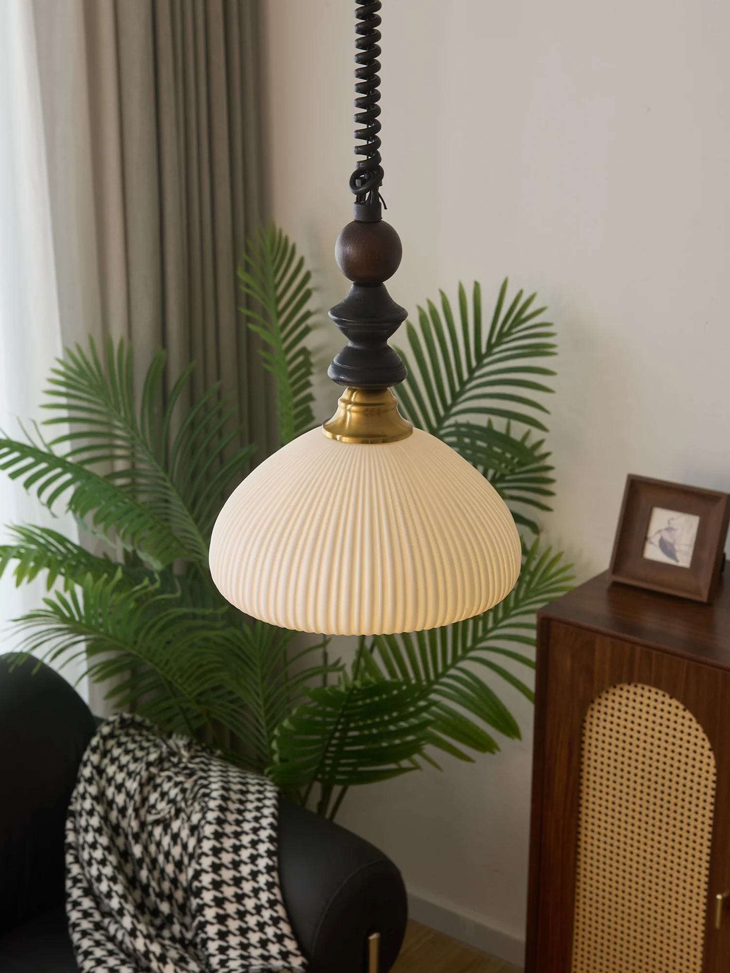 Halcyon Arch Pendant Light - Image 40