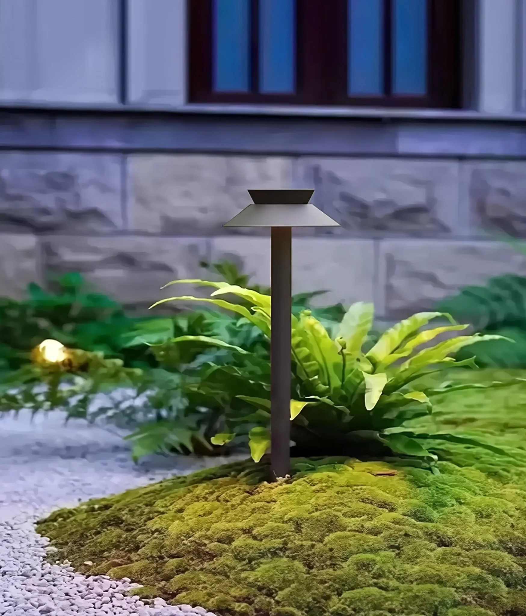 Halo Stem Outdoor Path Light - Image 5