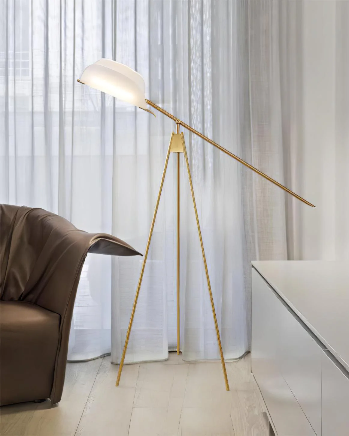 Heart Wing Tripod Floor Lamp - Image 13