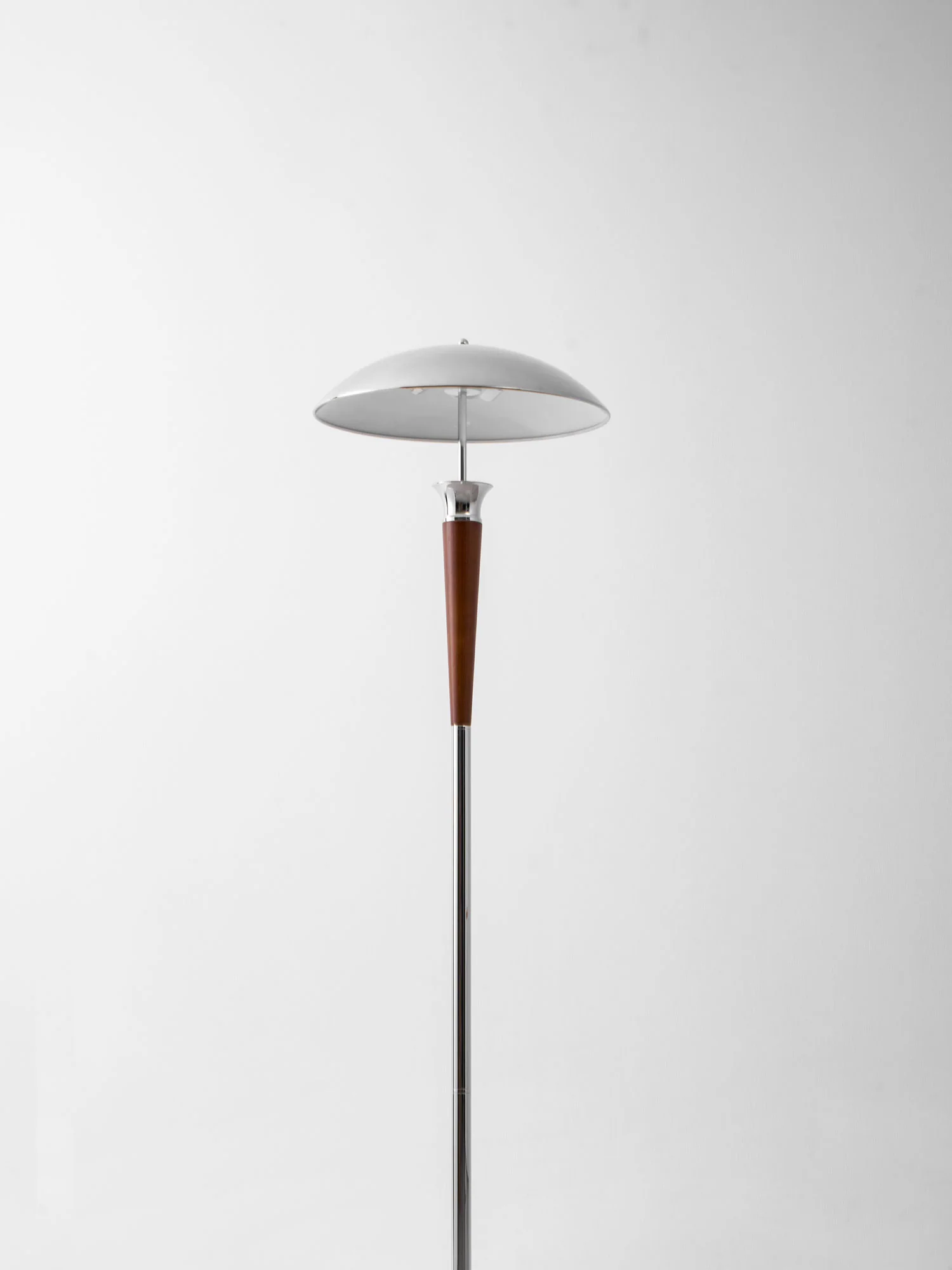 Helmet Floor Lamp - Image 32