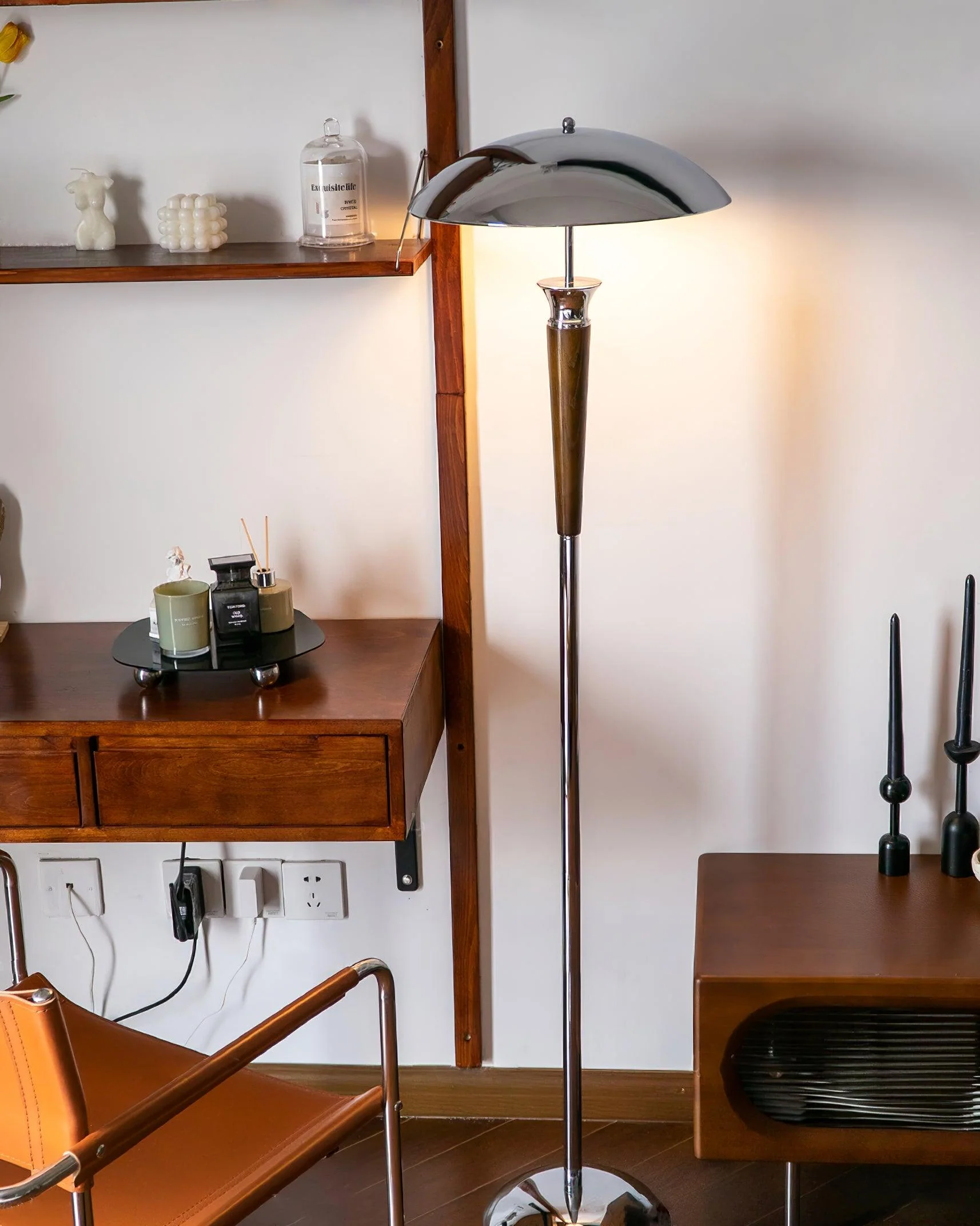 Helmet Floor Lamp - Image 6